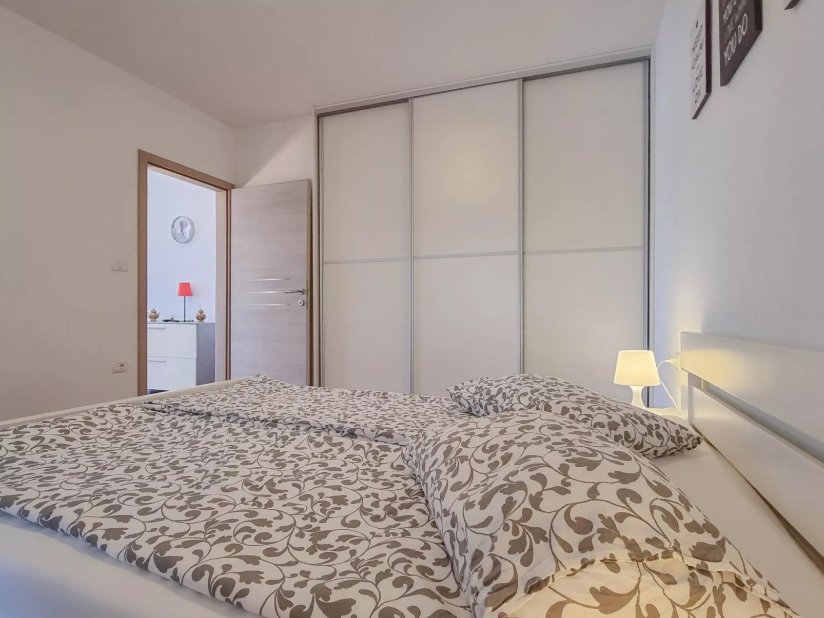 Wohnung "Dani" mit Terrasse-Binnen