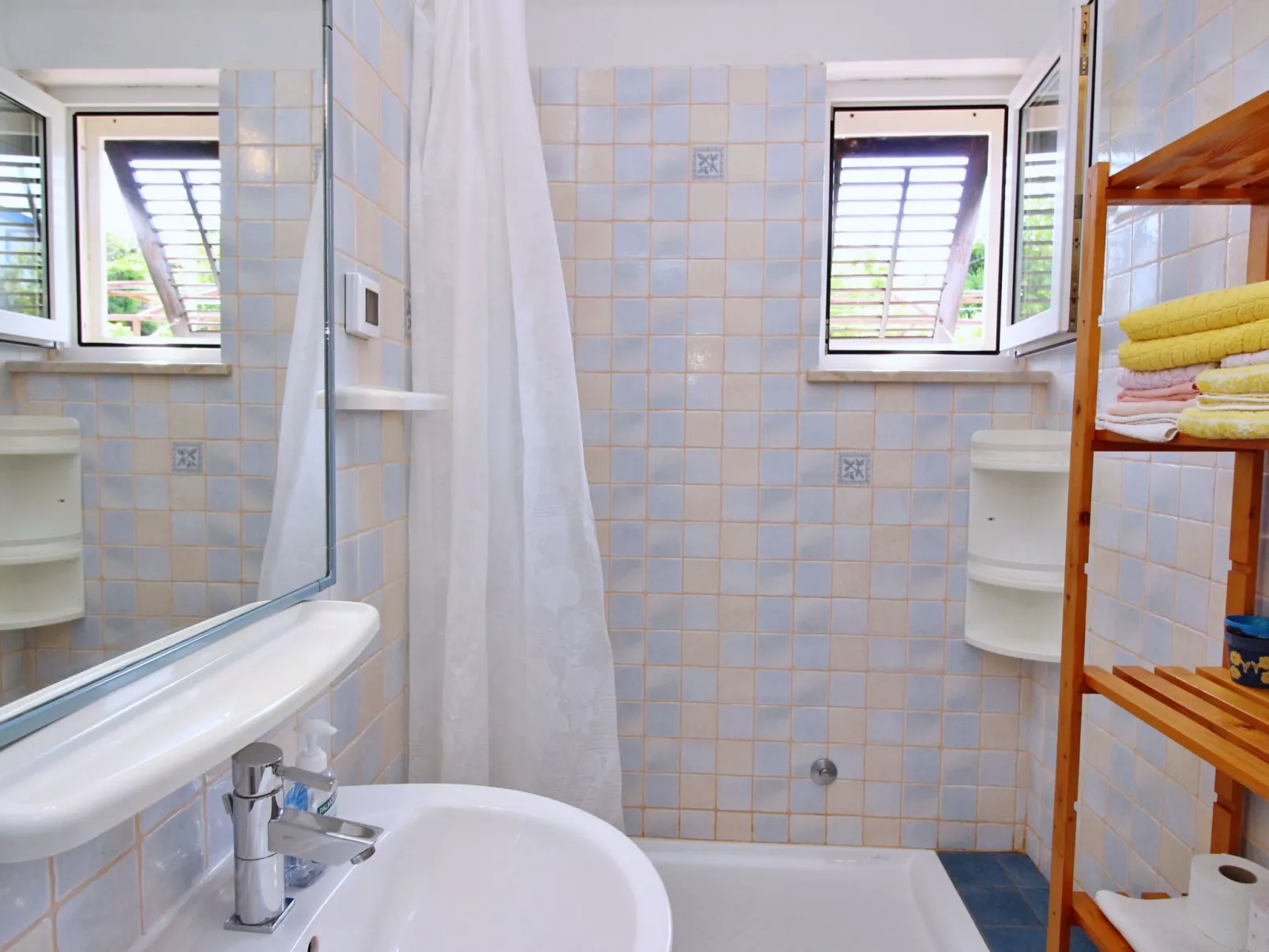 Apartment Bujas-Binnen