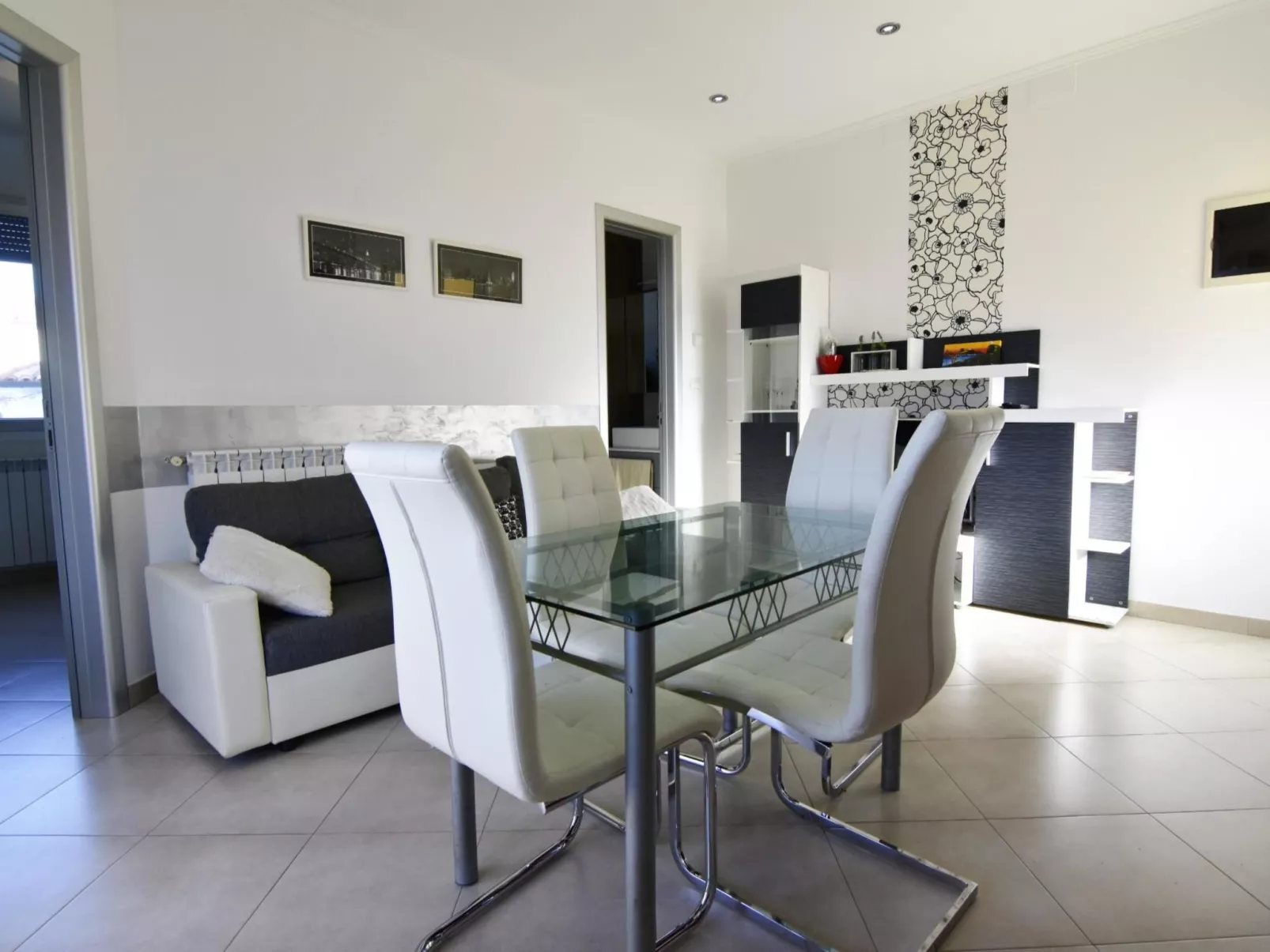 INES - Image-tags.info