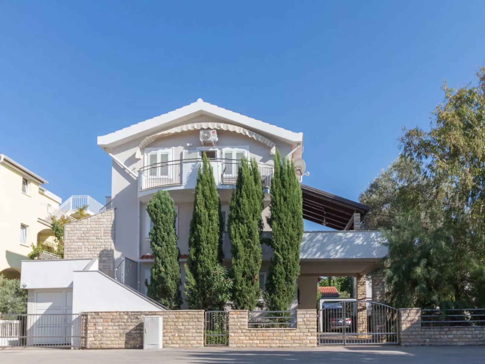 Appartement Kristi in Strandnähe - Agentur TA Leut-Image-tags.info