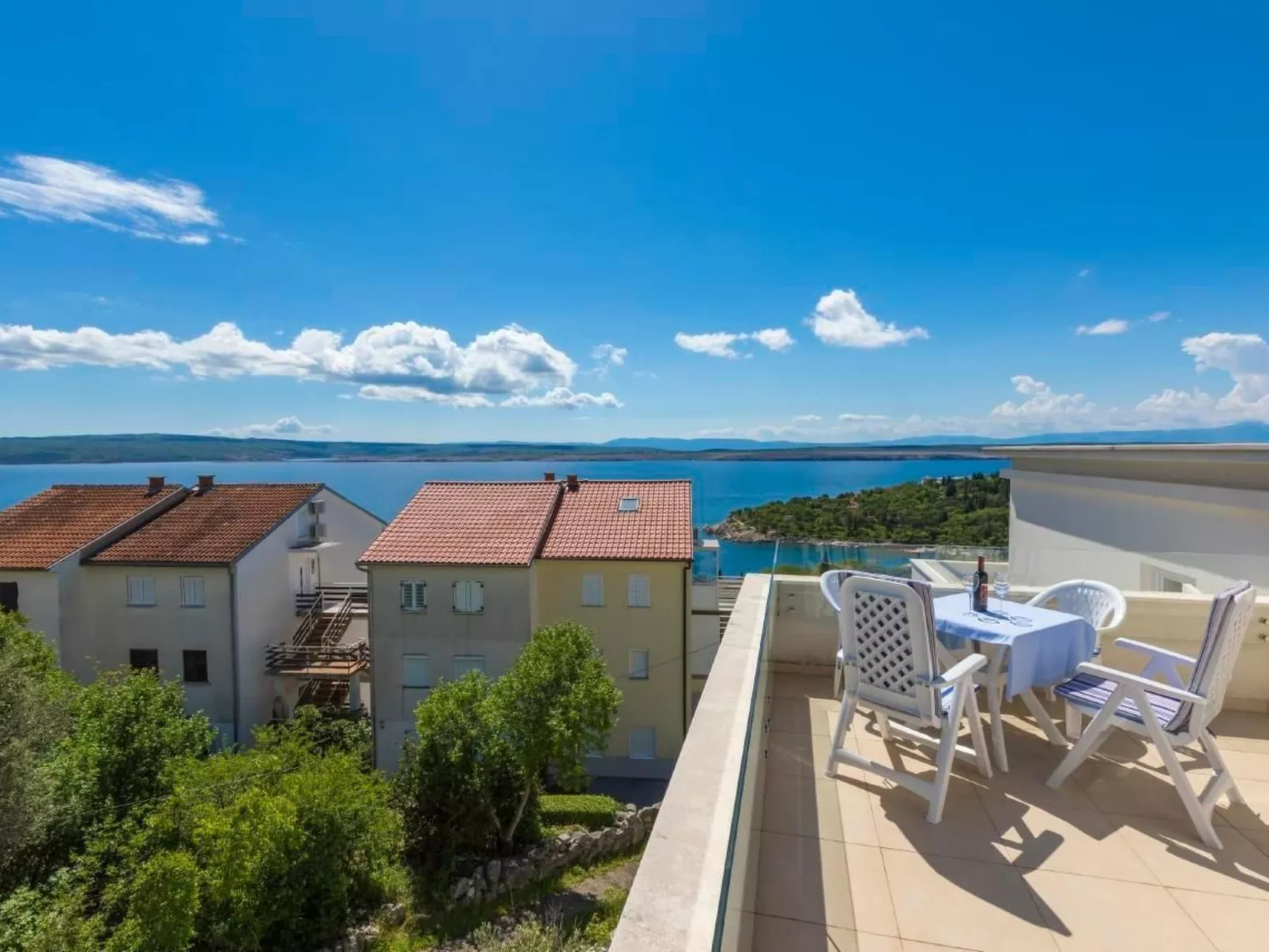 Appartement in Dramalj mit Eigenem Balkon-Buiten