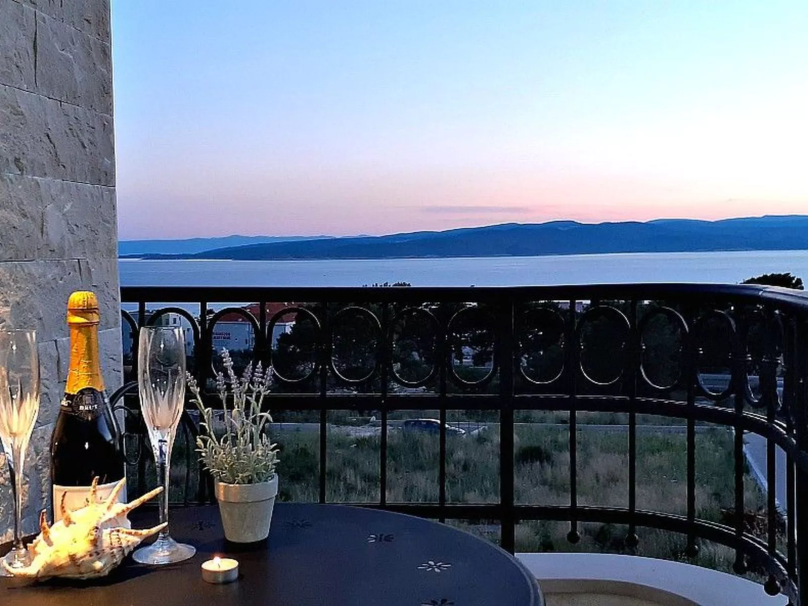 In Baška Voda - Buiten