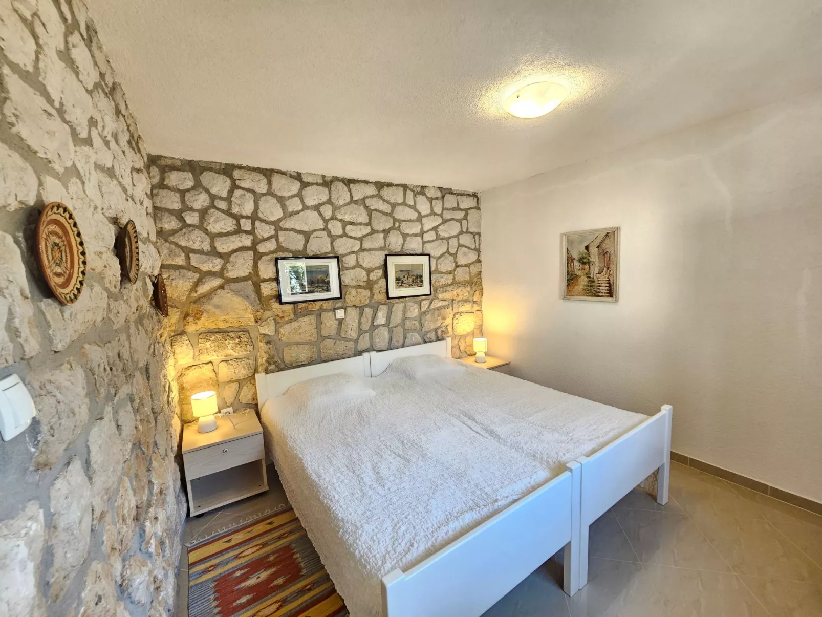 Wohnung mit Terrasse, Grill, Parkplatz-Binnen