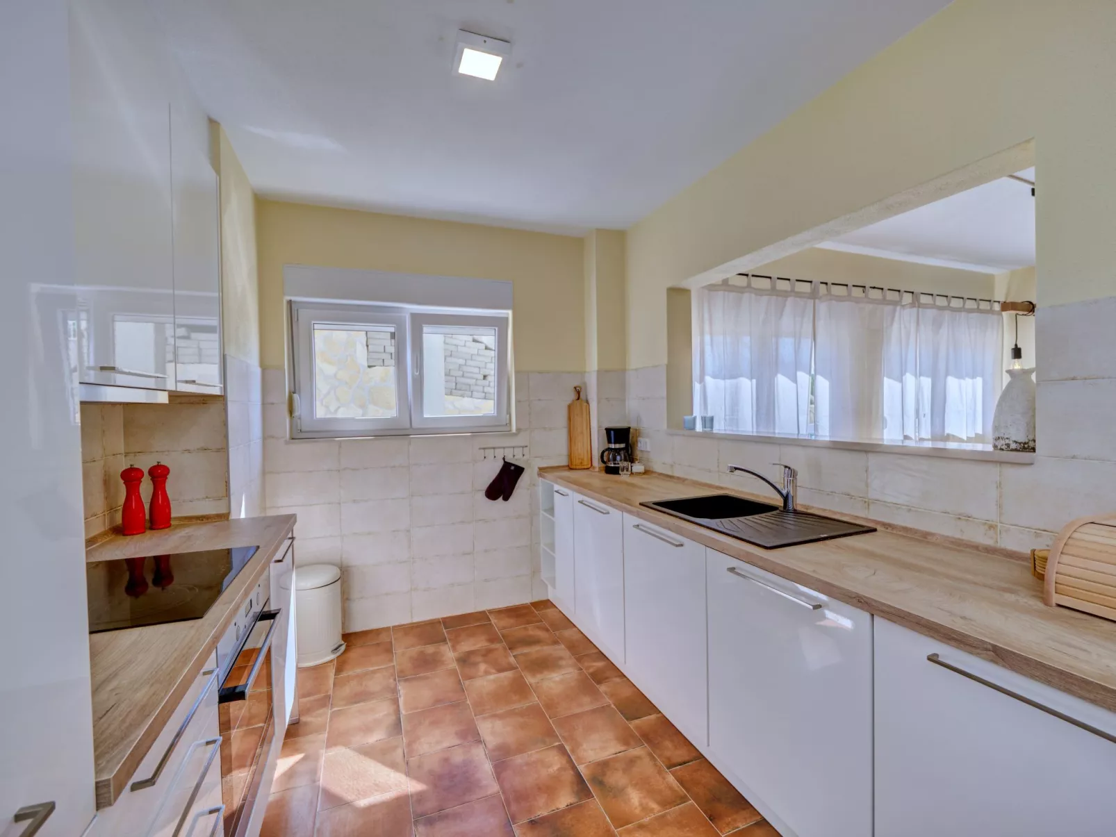 Anovi Holiday Home 1 - Haus mit zwei Schlafzimmern-Binnen