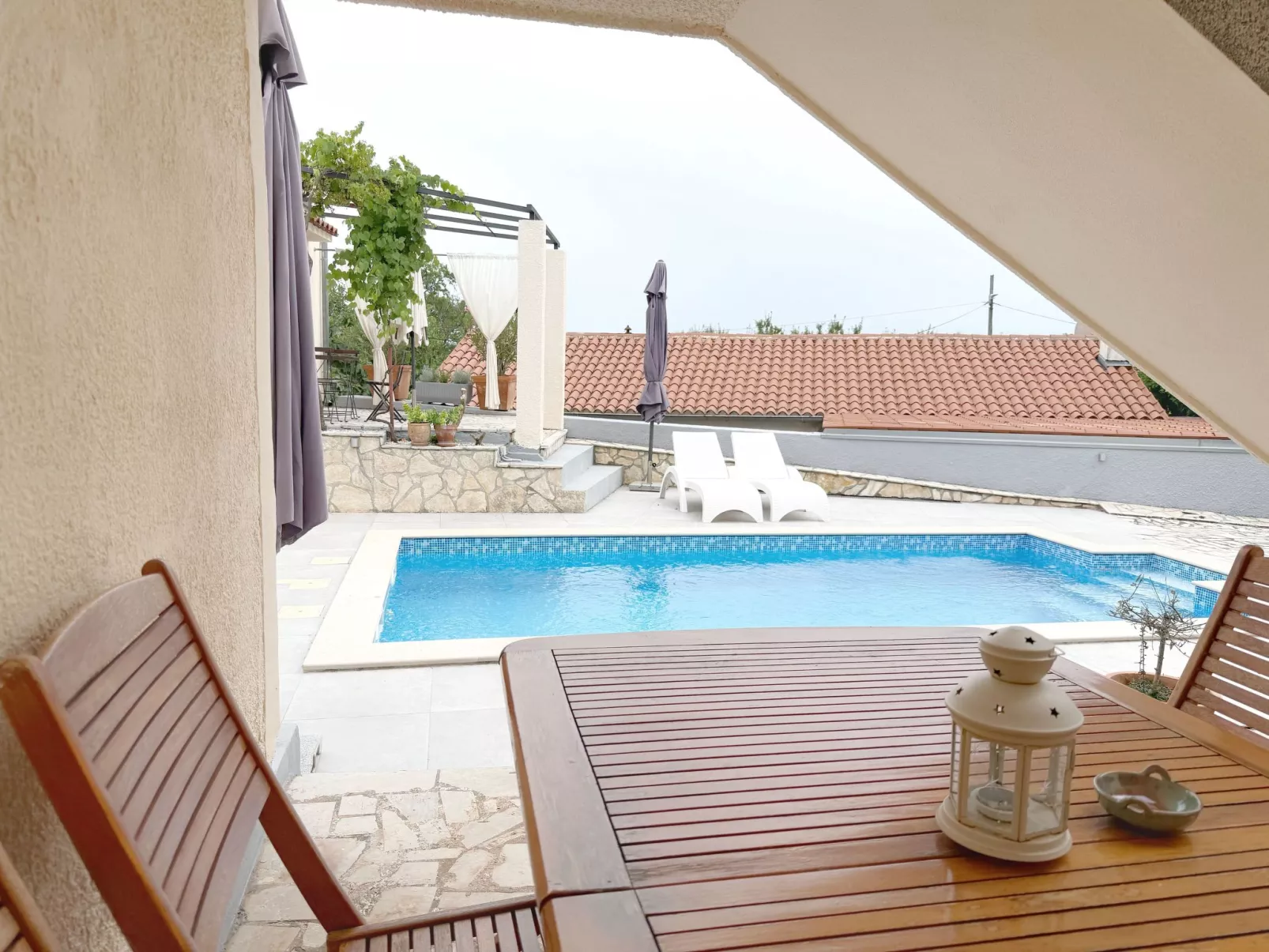 LacoDeLama mini resort - Wohnung Pina mit Pool-Buiten