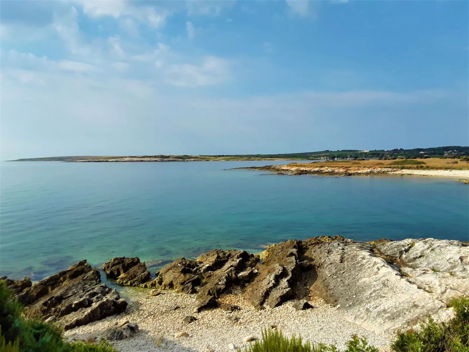 Wunderschöne Ferienwohnung in Ližnjan mit Garten, Grill und Terrasse-Buiten