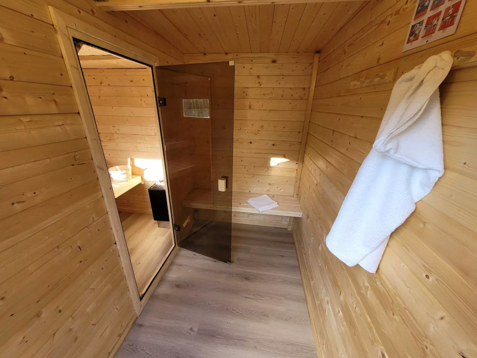 Luna-Image-tags.info