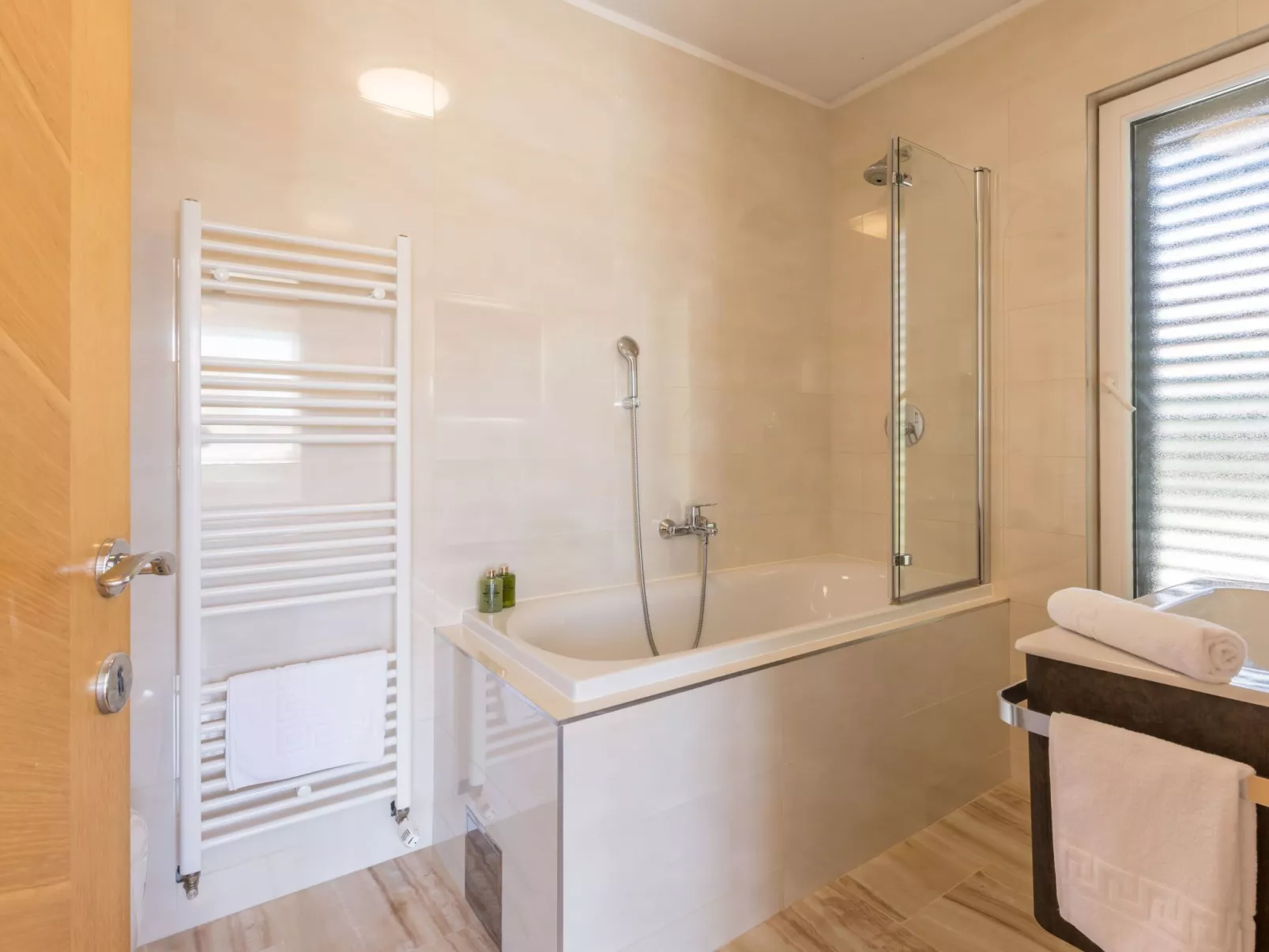 Villa Trogir-Image-tags.info