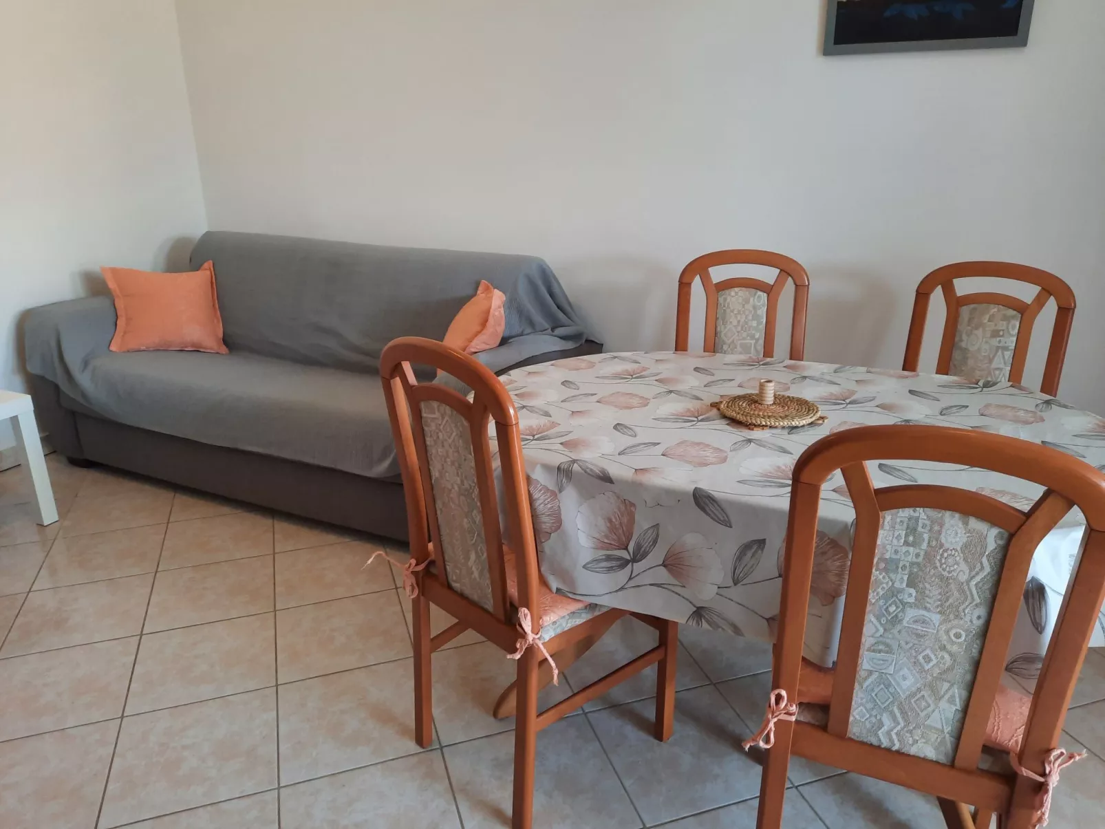 Mit privater Terrasse-Binnen