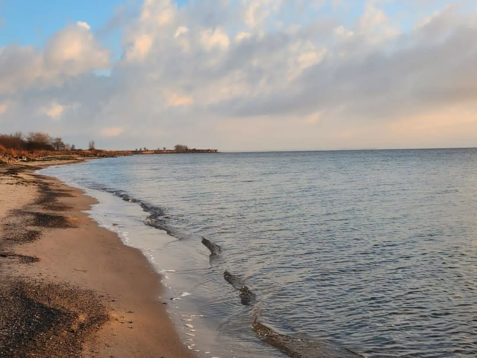 Strandvilla am Meer-Buiten