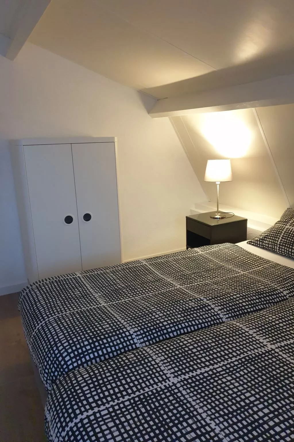 Mit privatem Garten und Terrasse-Binnen