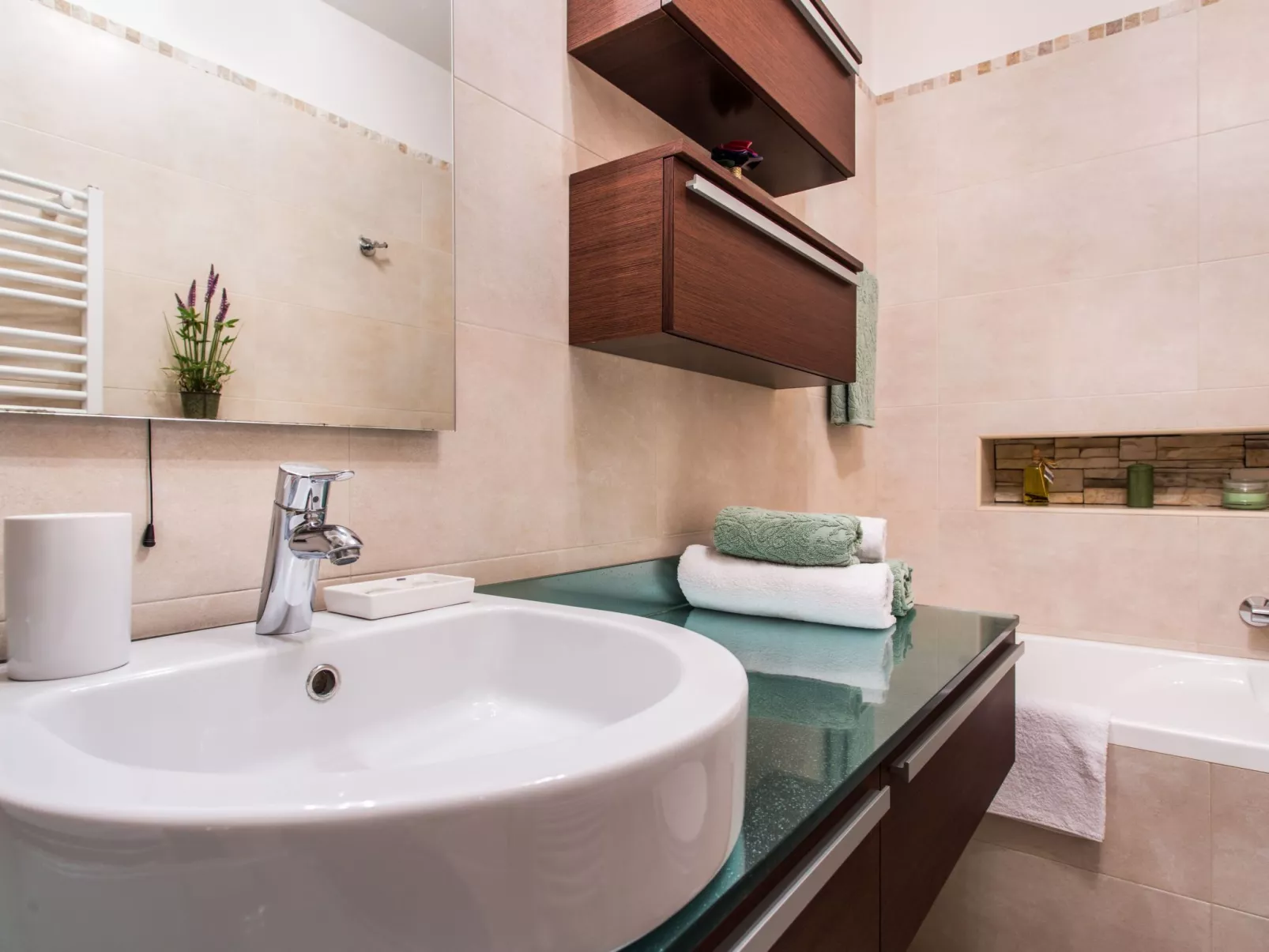 Ruhige Ferienwohnung Tina 8-Binnen