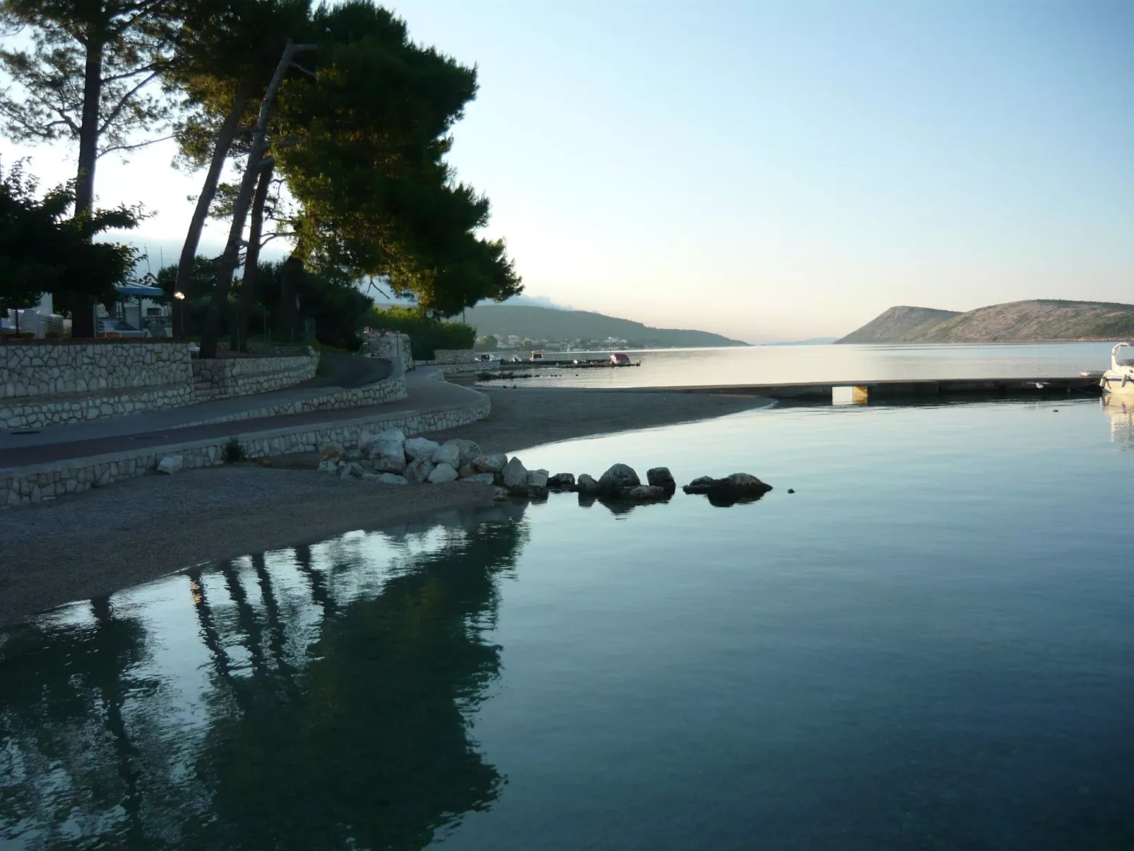 Wohnung in Barbat mit Terrasse und Grill-Buiten