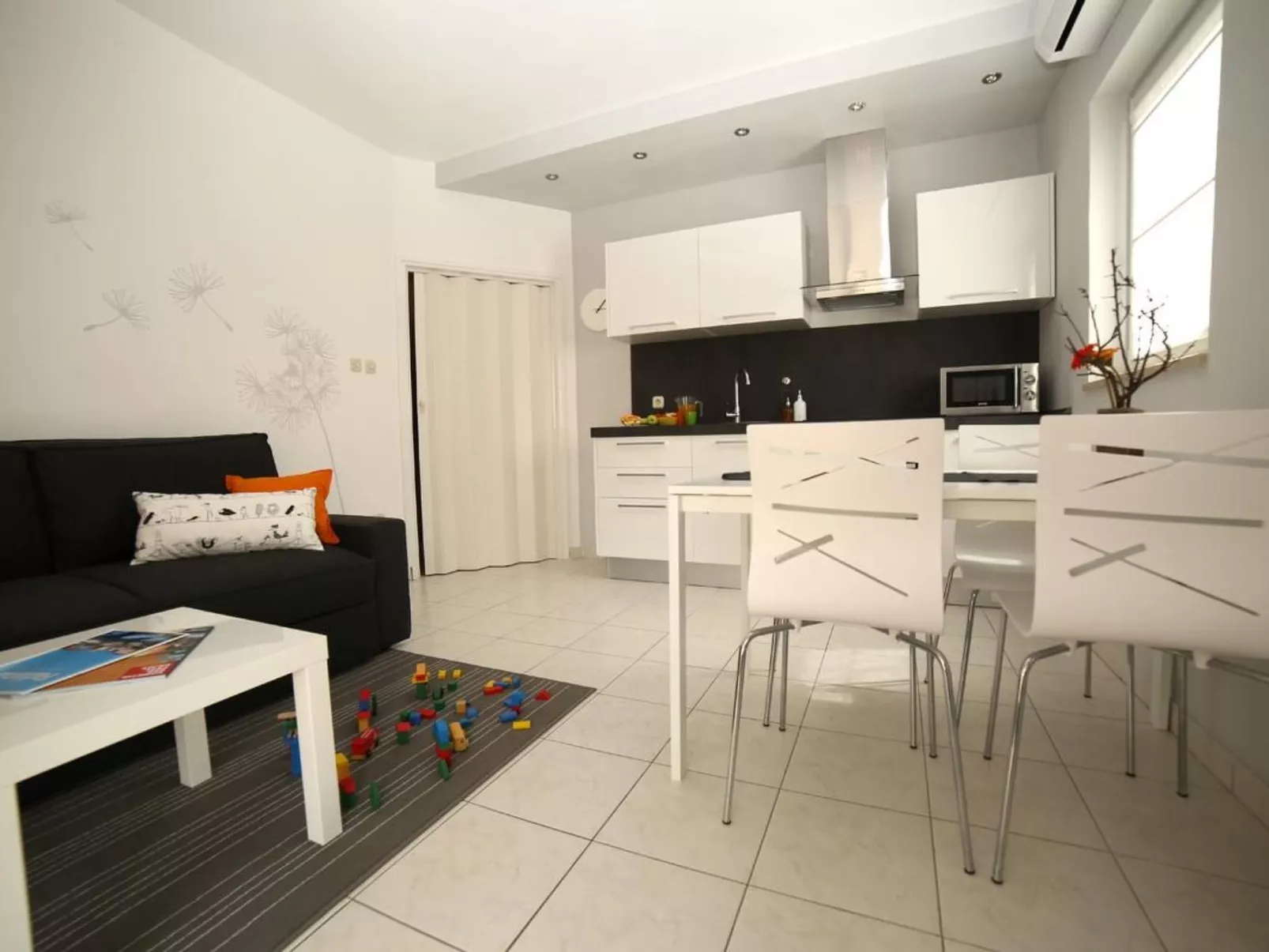 Wohnung "Pusteblume" mit Terrasse-Image-tags.info