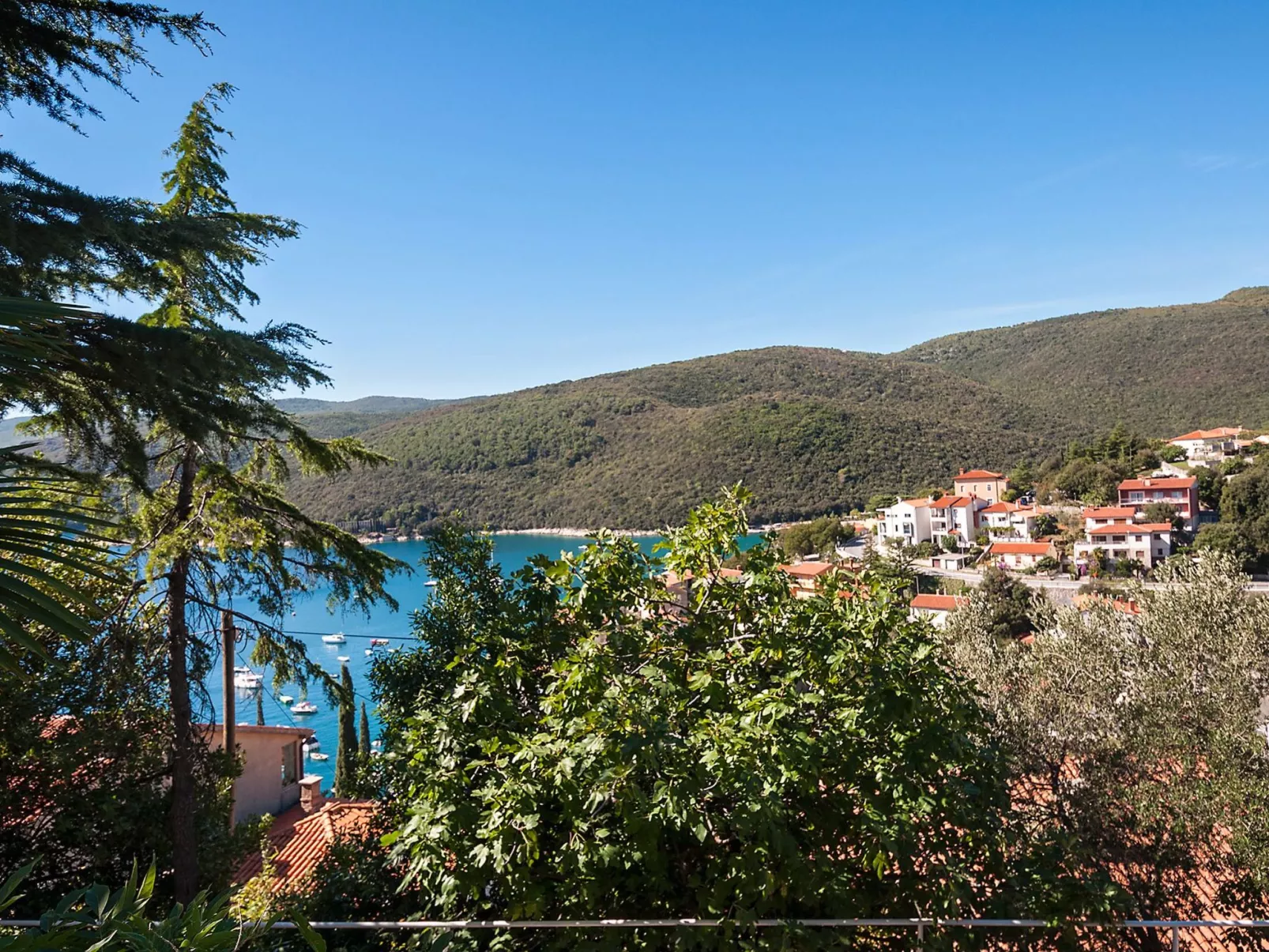 Hübsche Wohnung mit teilweisem Meerblick, für 4 Personen-Buiten