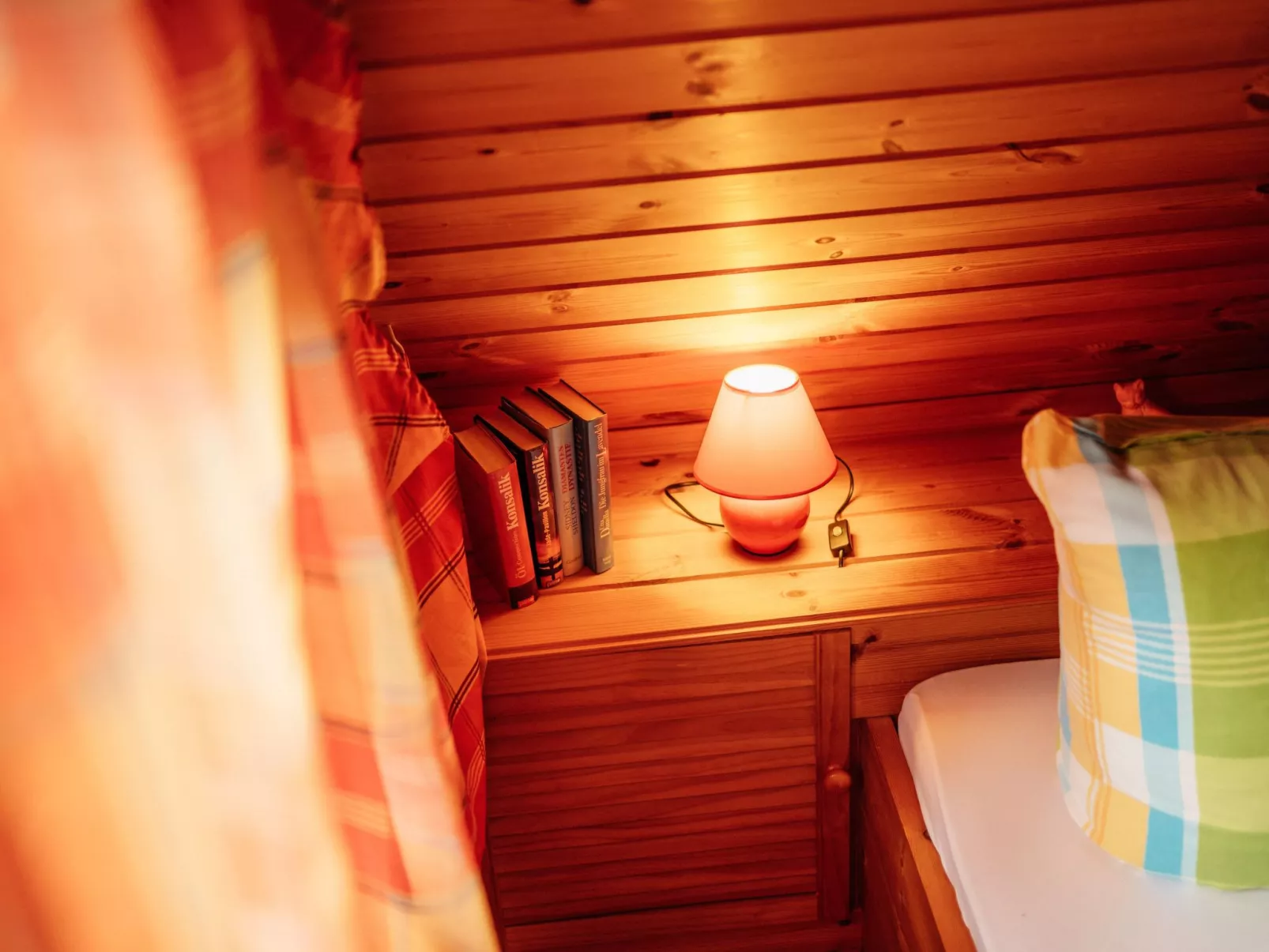 Idyllisch gelegenes Blockhaus - Hunde willkommen - Binnen