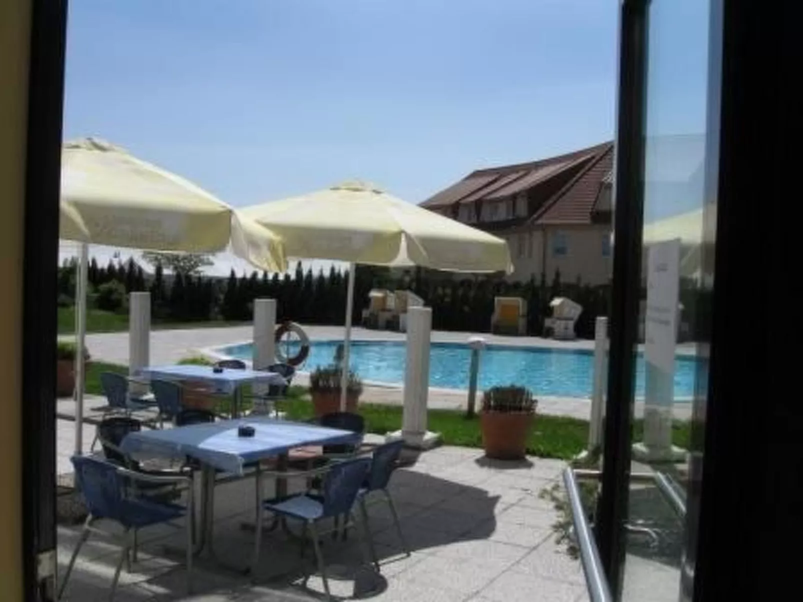 Ferienapartm.-ruegen-Buiten