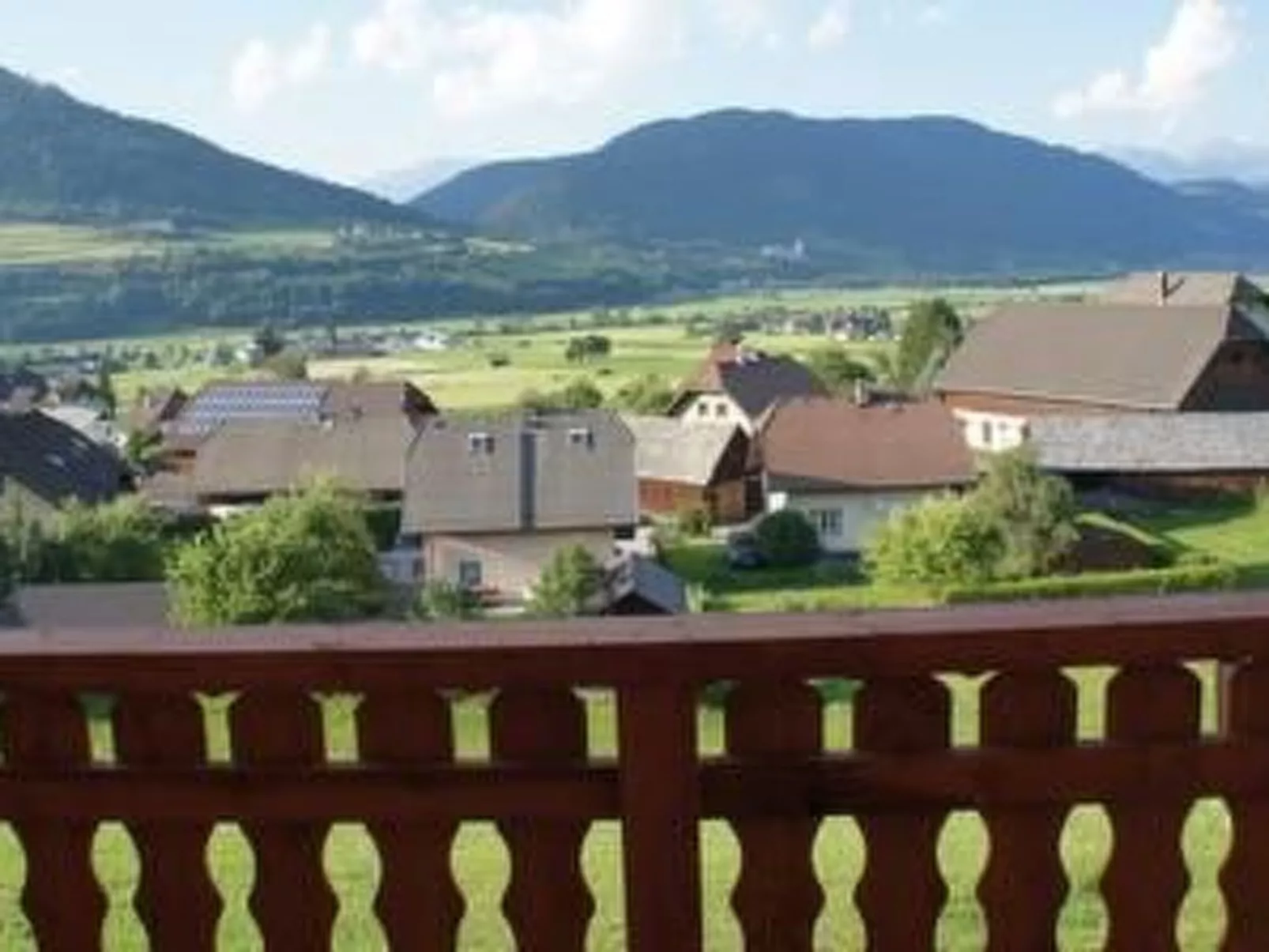 Chalet mit Sauna-Buiten