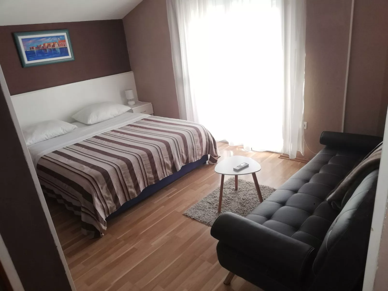 Mit Blick auf das Wasser-Binnen