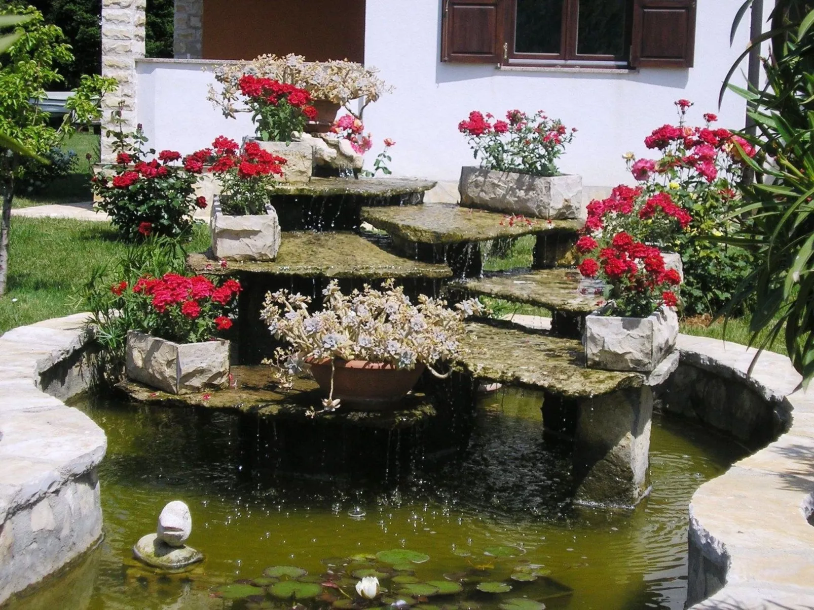 Villa Linet 8.-Buiten