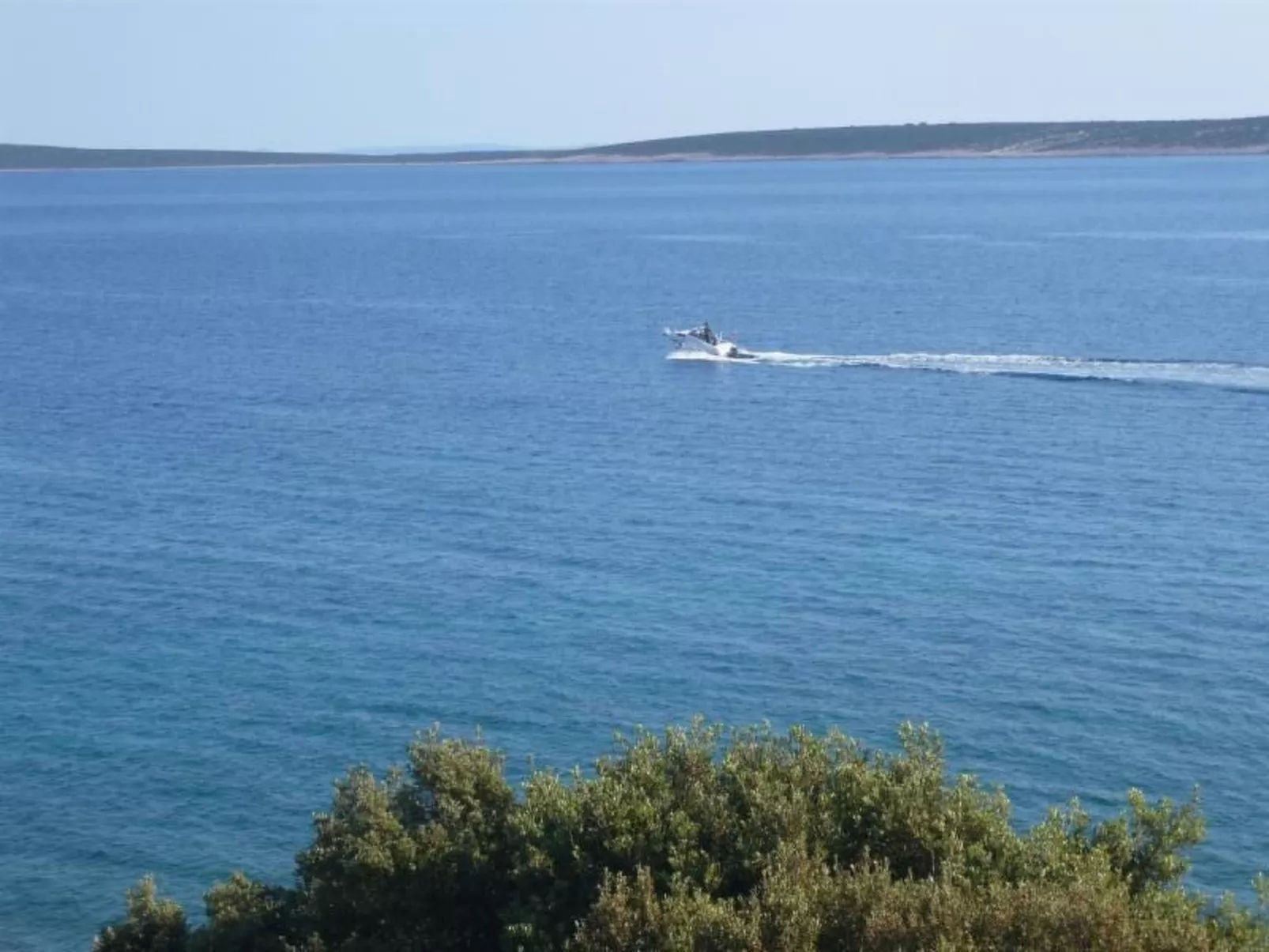 "Mia" mit Blick auf das Wasser-Buiten