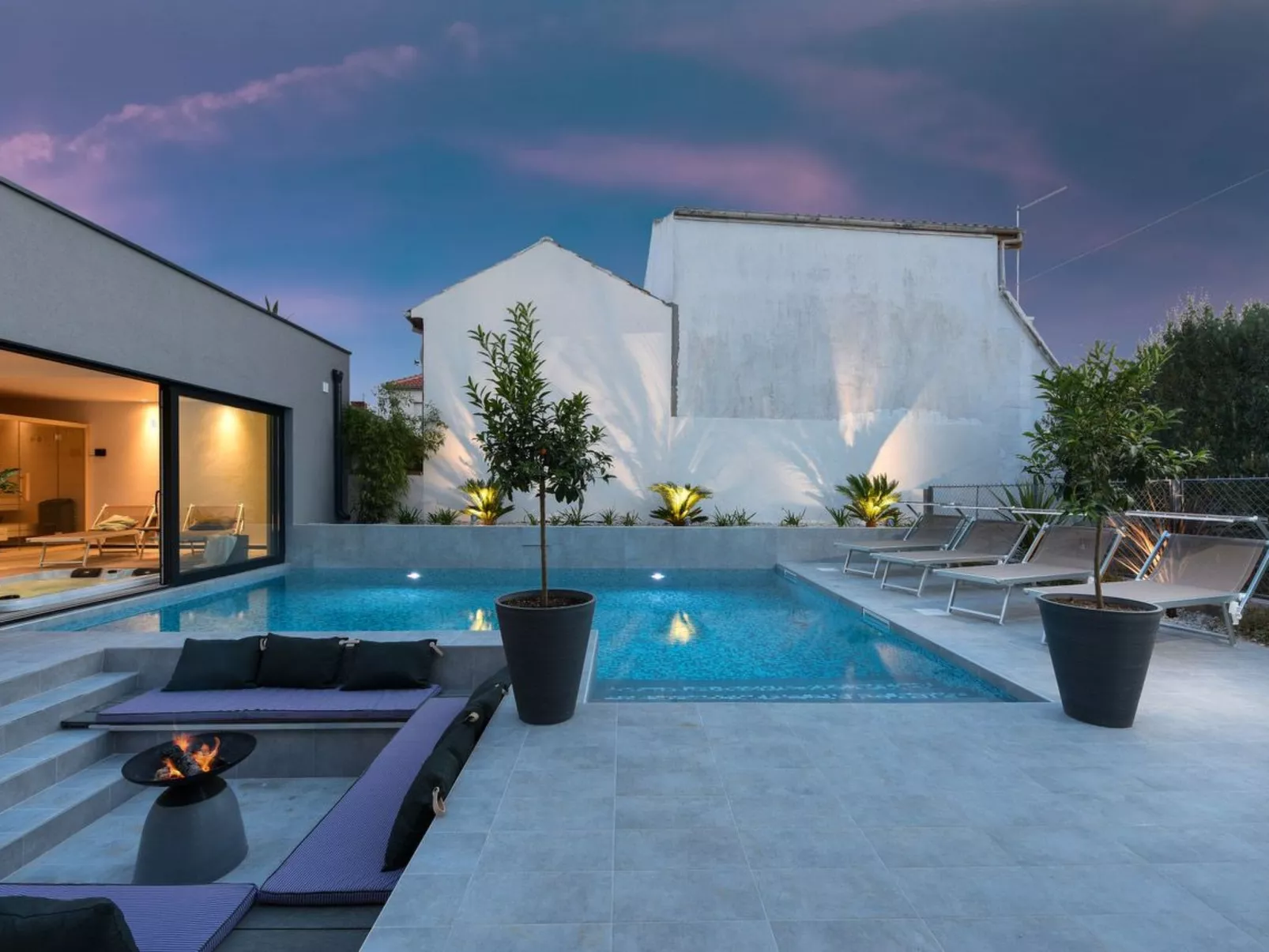 Villa "Omnia" mit Whirlpool-Buiten