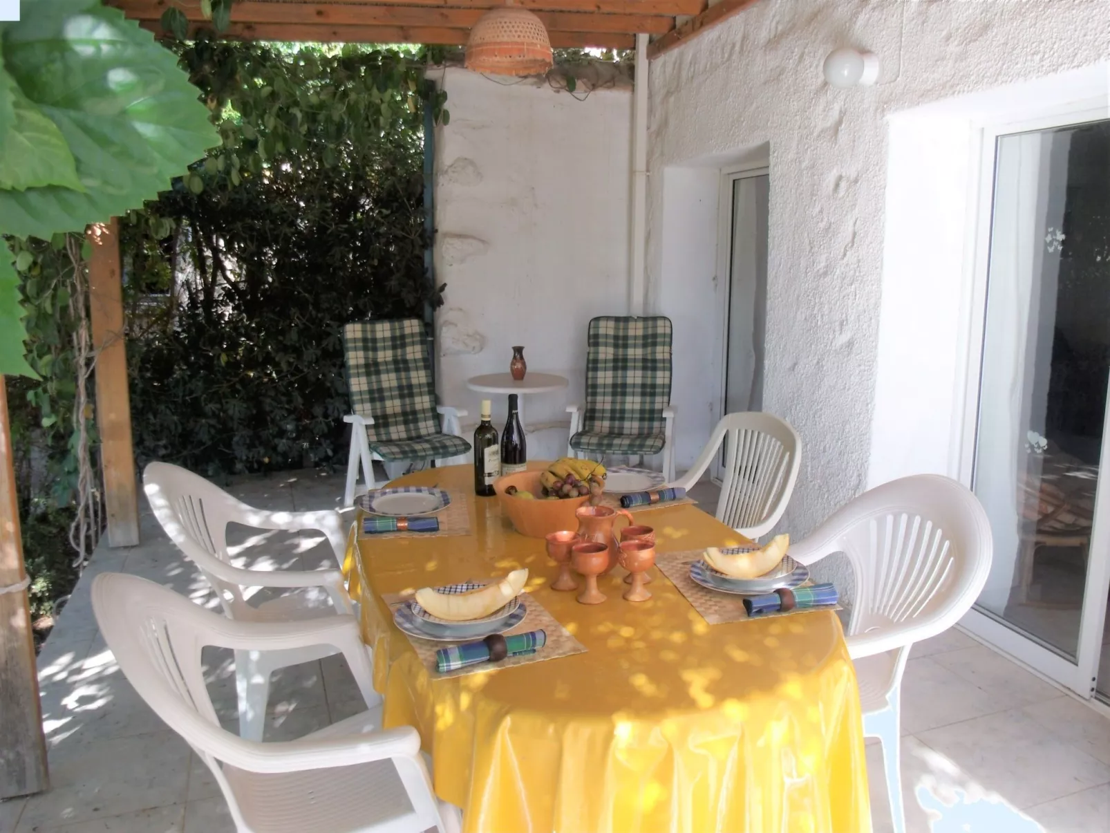 "Iptamena" mit Blick auf das Wasser-Image-tags.info