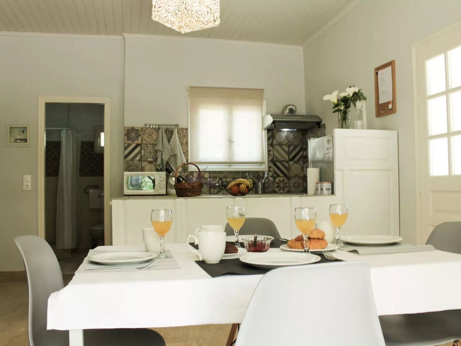 Geräumige Wohnung mit zwei Schlafzimmern in der Nähe des Sandstrandes-Binnen