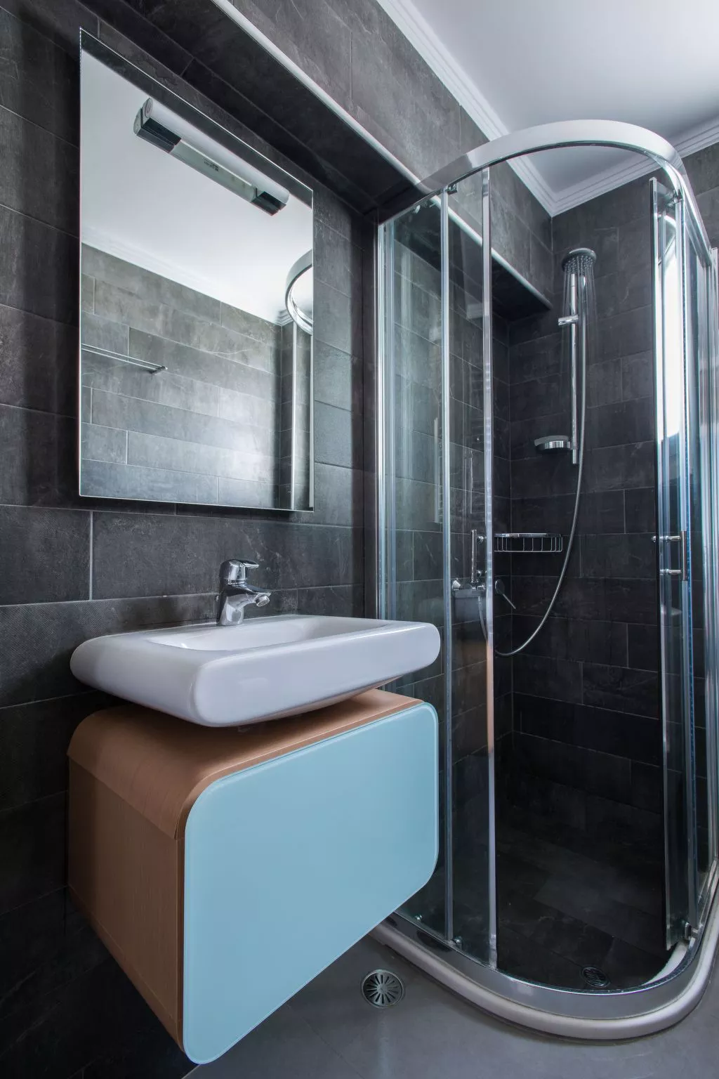 Diamante beachfront suite B-Binnen