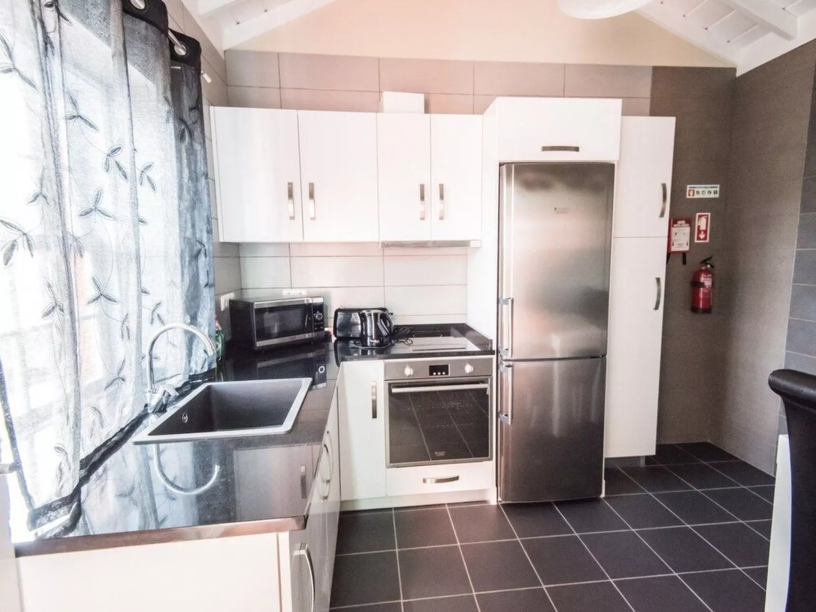 Abraham Sky Haus 1-Binnen