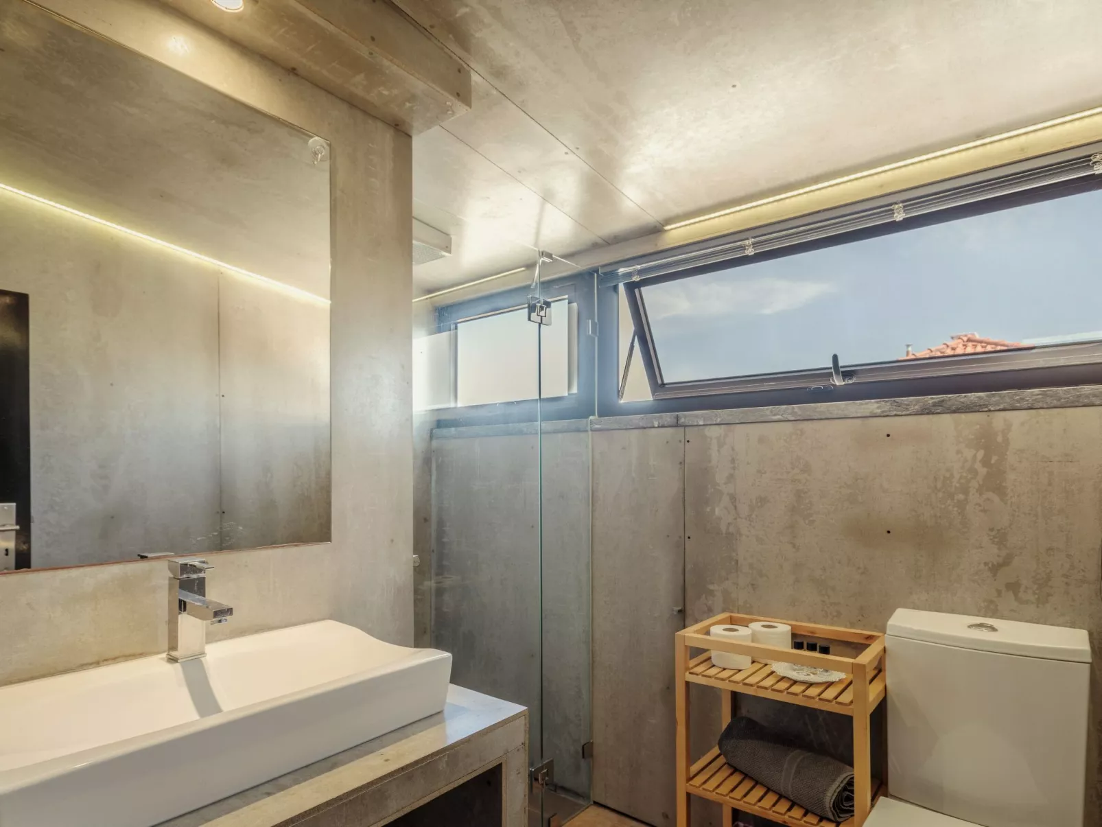 Aroeira Pool House-Binnen