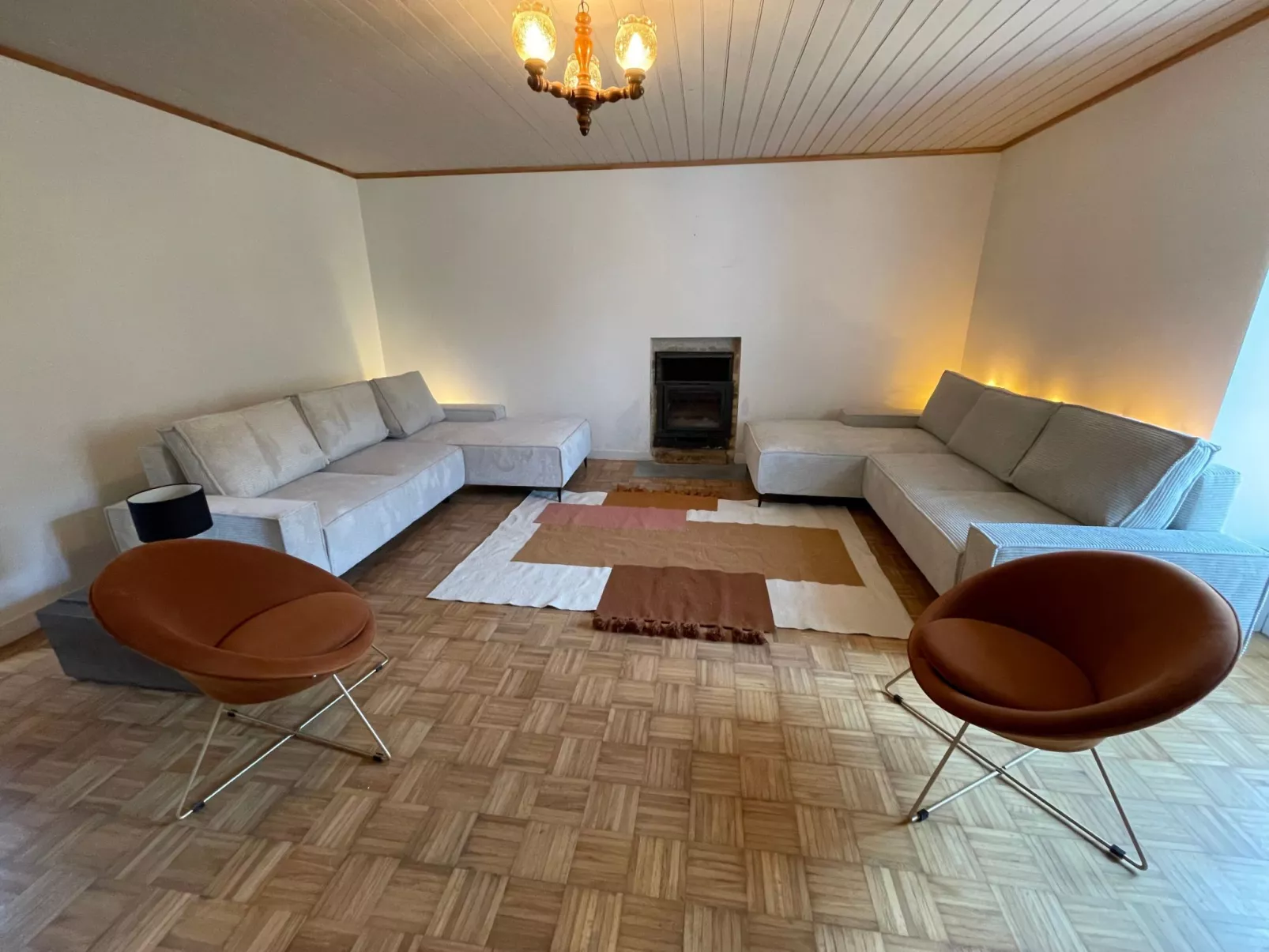 Haus mit großem Komfort, 20 Min. von den Stränden entfernt-Binnen