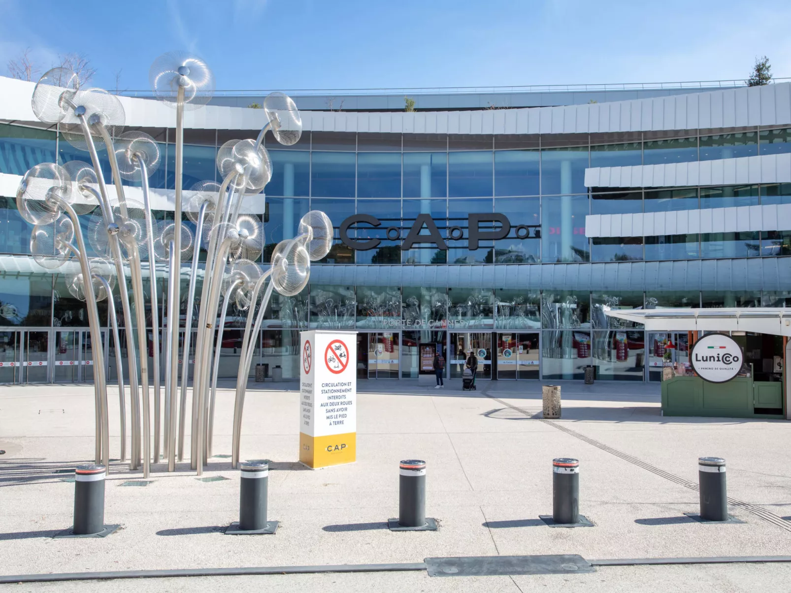 Wohnung "Les roses" auf einem eingemauerten Grundstück-Omgeving