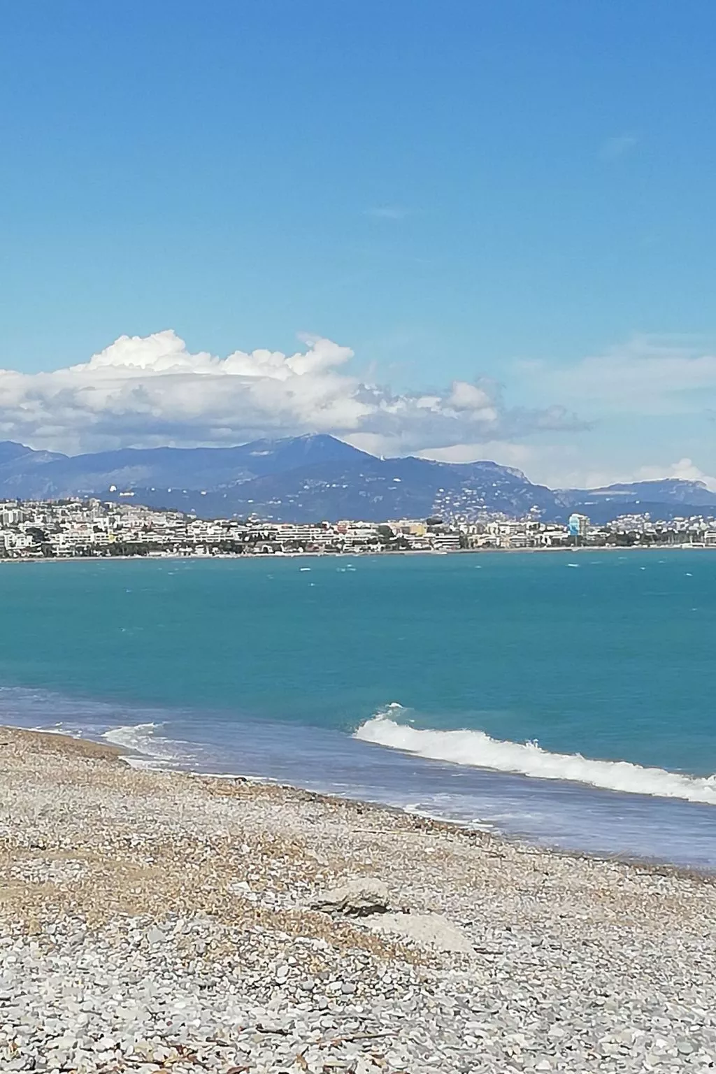 Gemütliche Wohnung, 5 Minuten vom Strand entfernt-Buiten