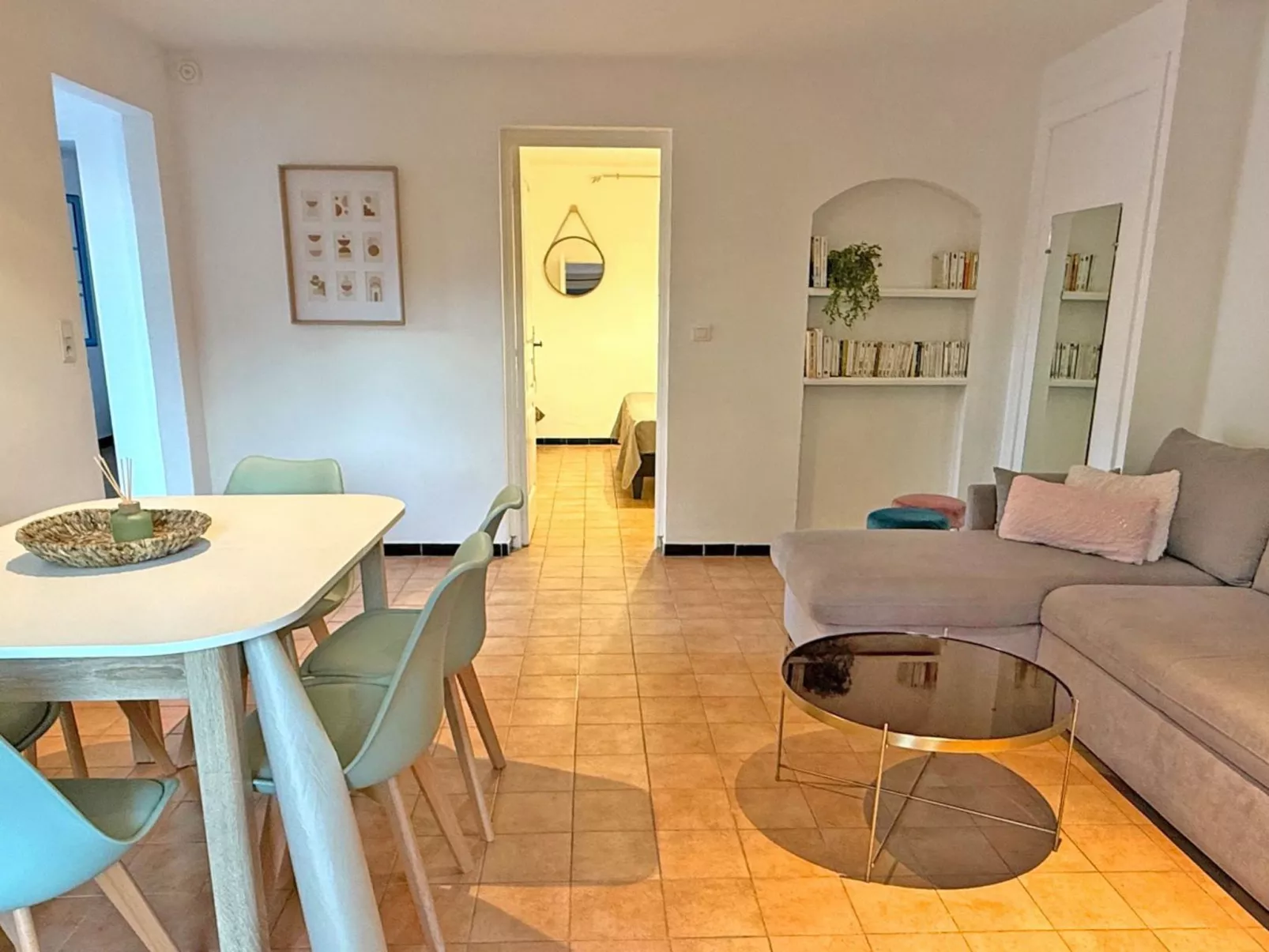 Appt T3 - Jardin - Piscine Privée - Ste Maxime - Binnen