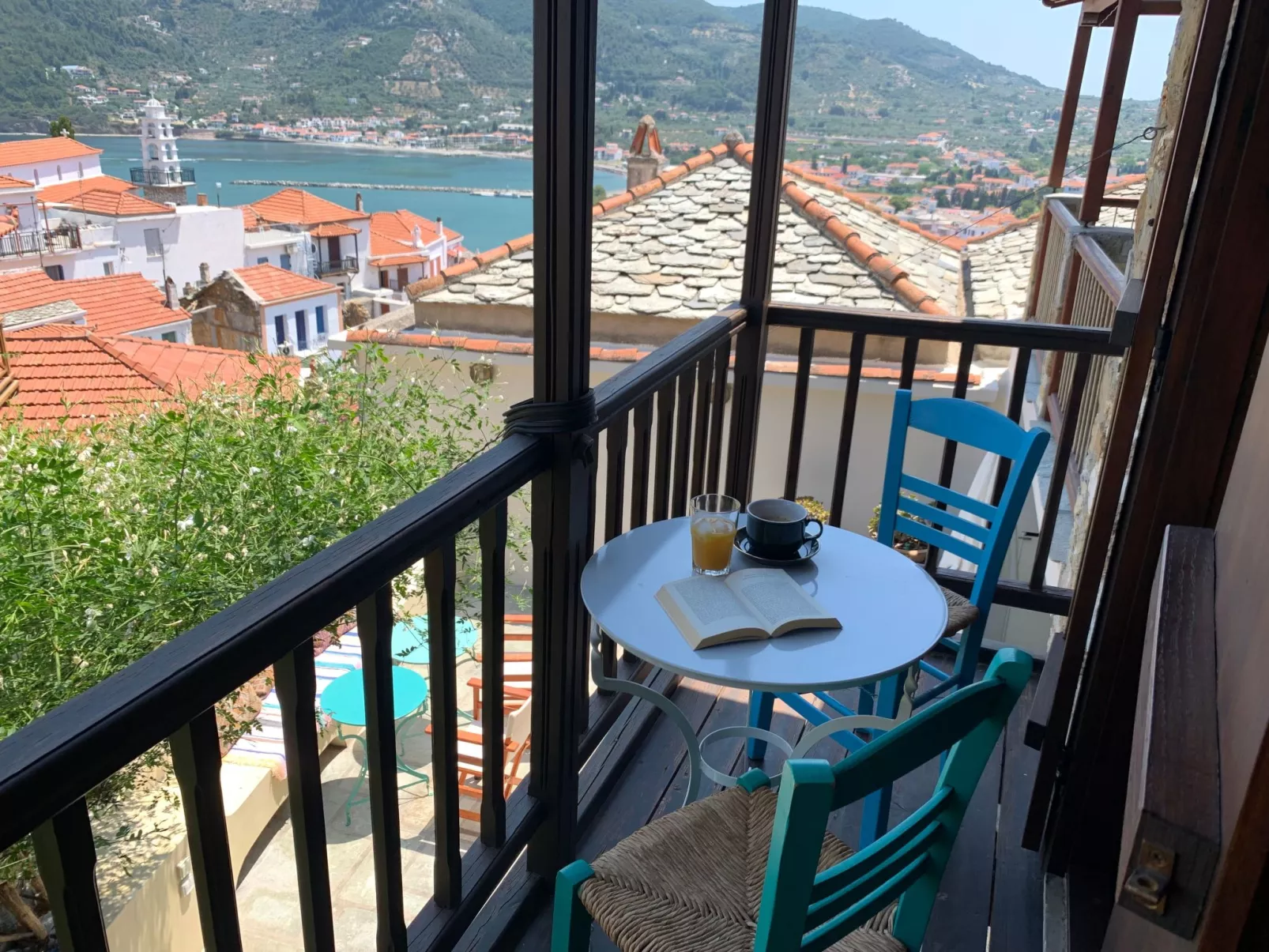 "Kyria Florenz"-Buiten