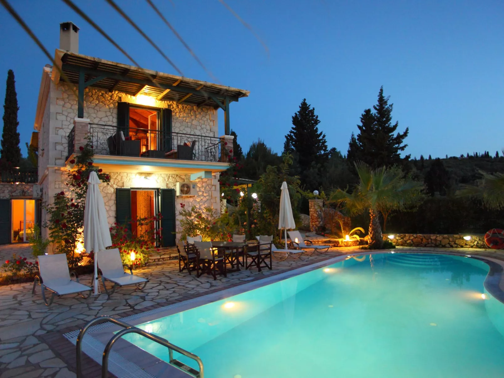 Für 6 Personen und 2 Kinder auf Lefkada-Buiten