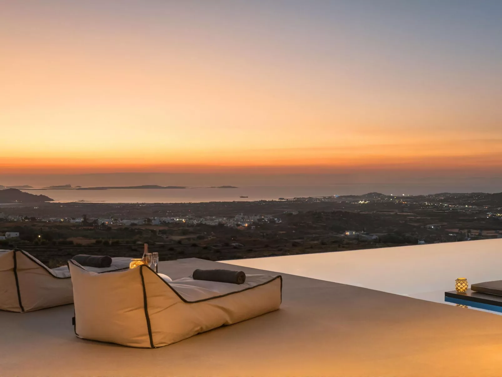 Vista Blue Unendlichkeitsvilla-Binnen