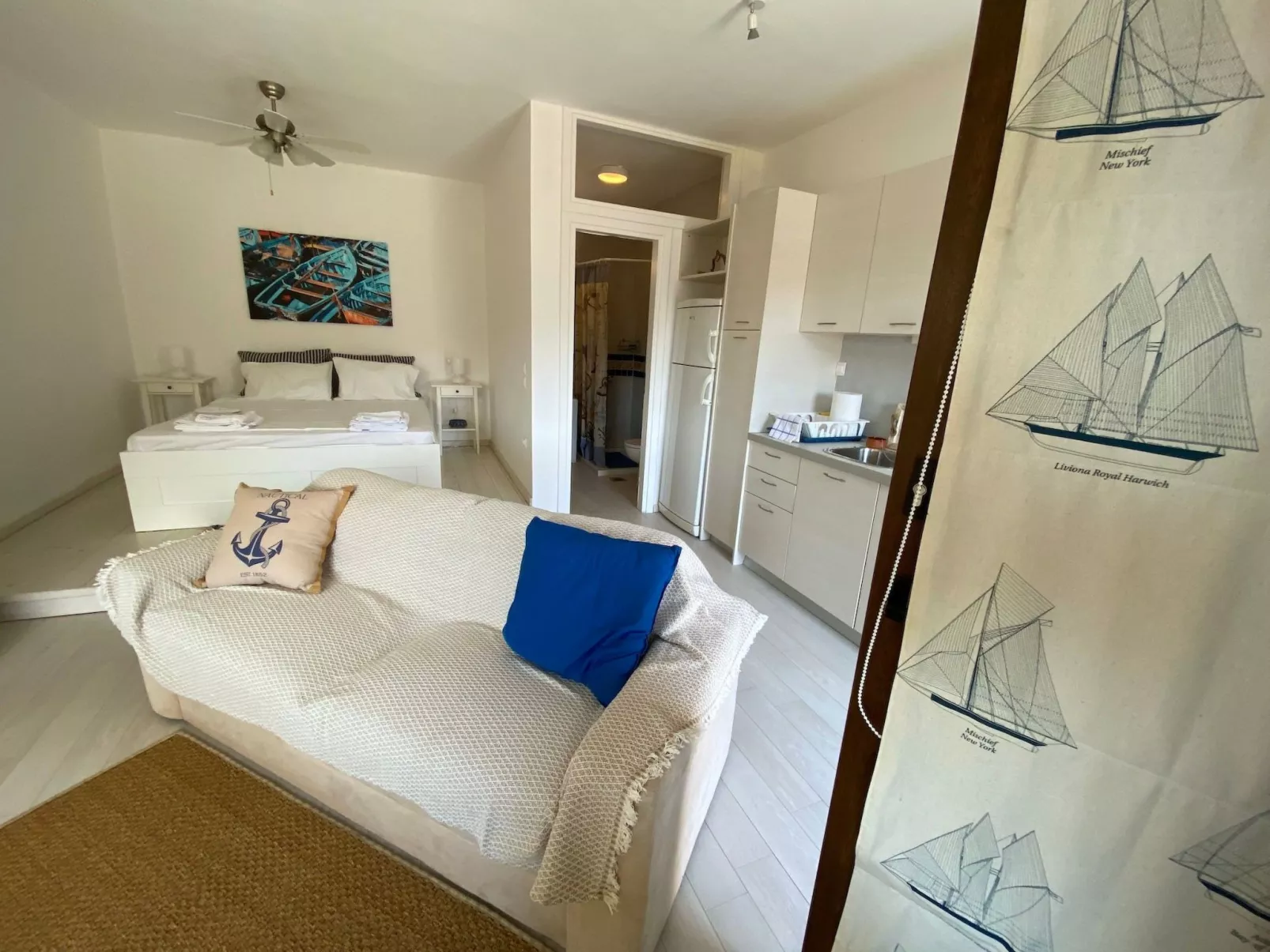 Luxuriöse, private Villa mit Meerblick, abgelegener Strand-Binnen