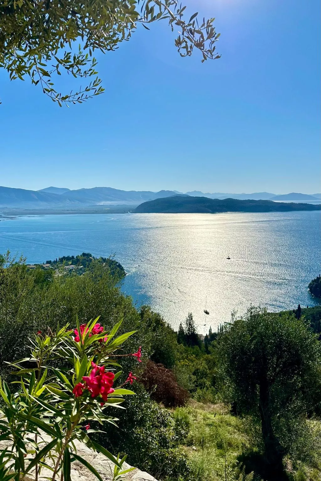 Prächtige Villa in spektakulärer Lage-Buiten