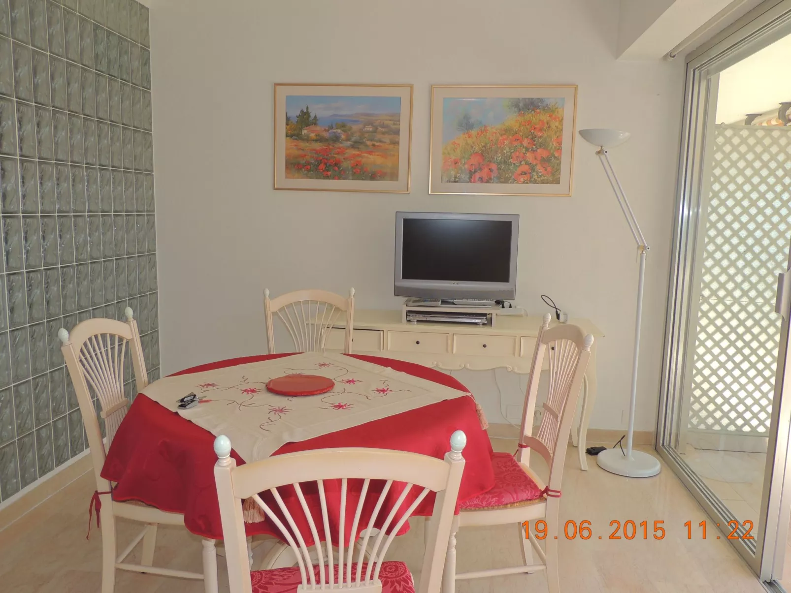 Studio Vue mer standing proche Cannes-Binnen