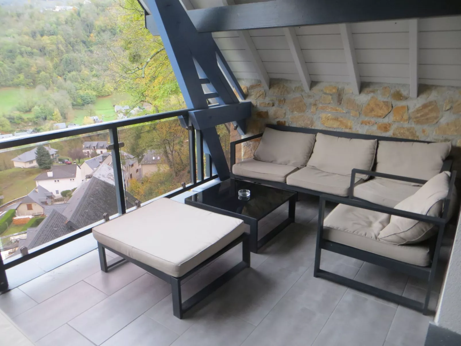 Wohnung 2 Zimmer Bergblick - Buiten