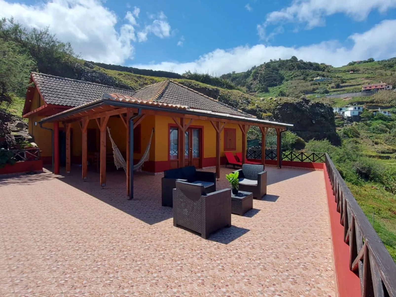 Maiata Strandhaus-Binnen