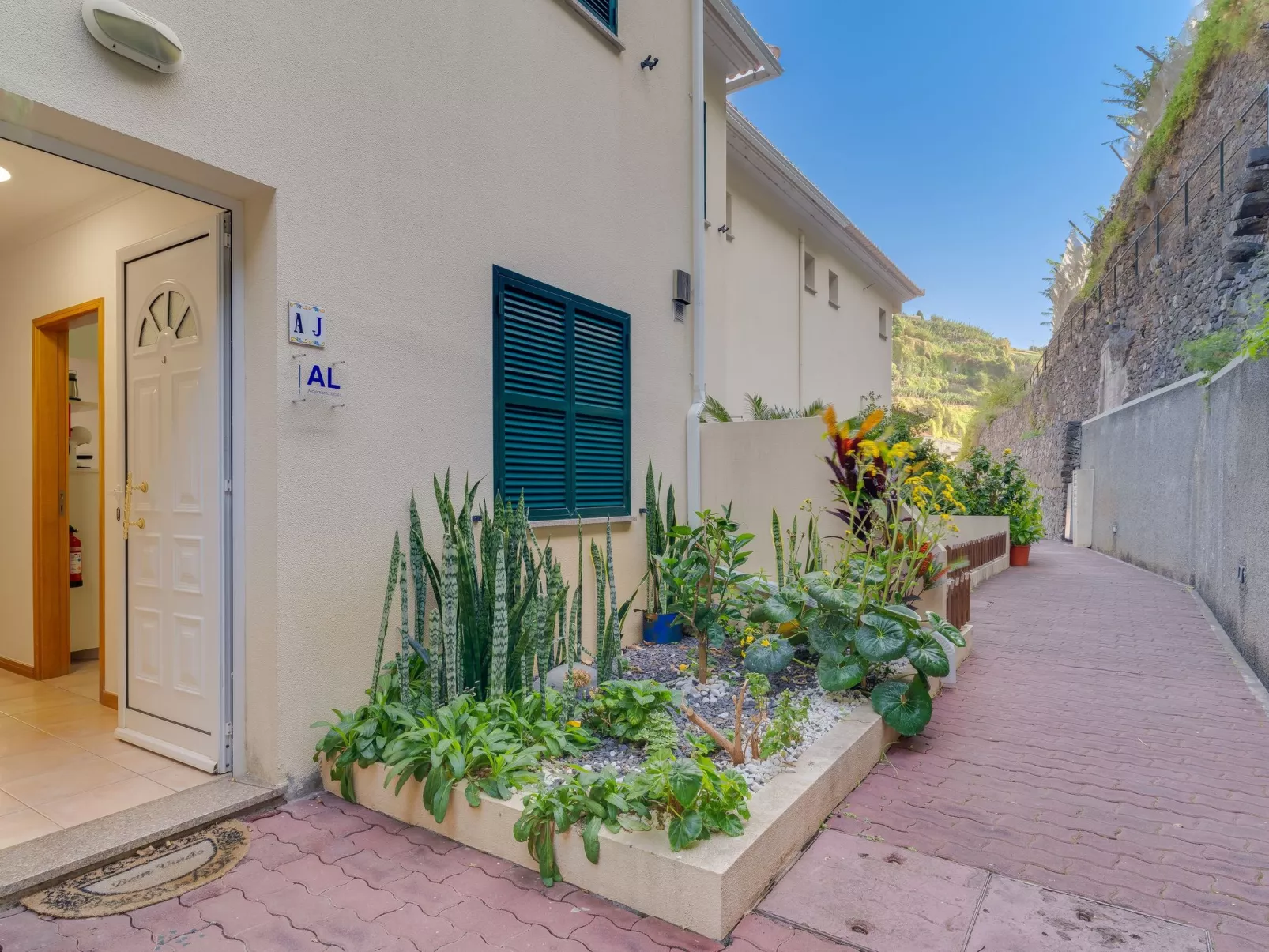 Villa Holiday Sun-Image-tags.info