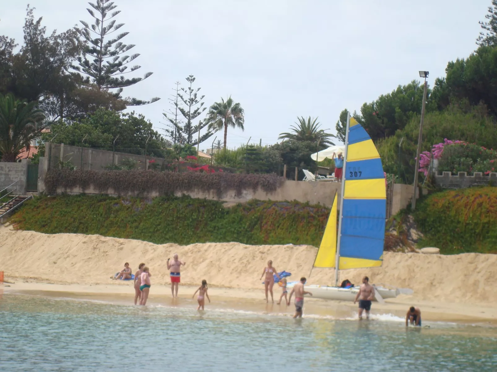 "Ines" mit Terrasse-Buiten