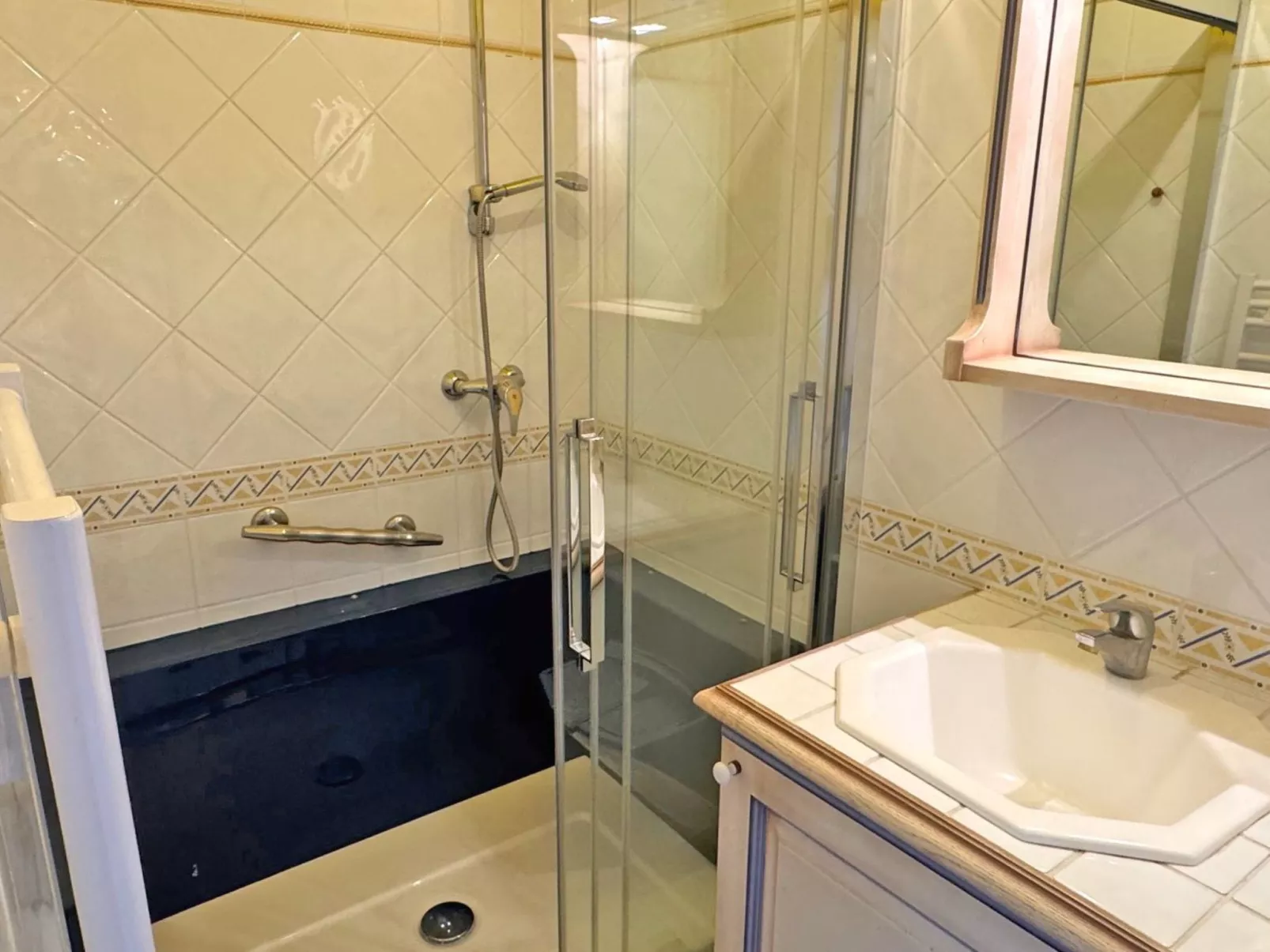 Wohnung T3 - 6 pers - Residenz Swimmingpool - Klimaanlage-Binnen