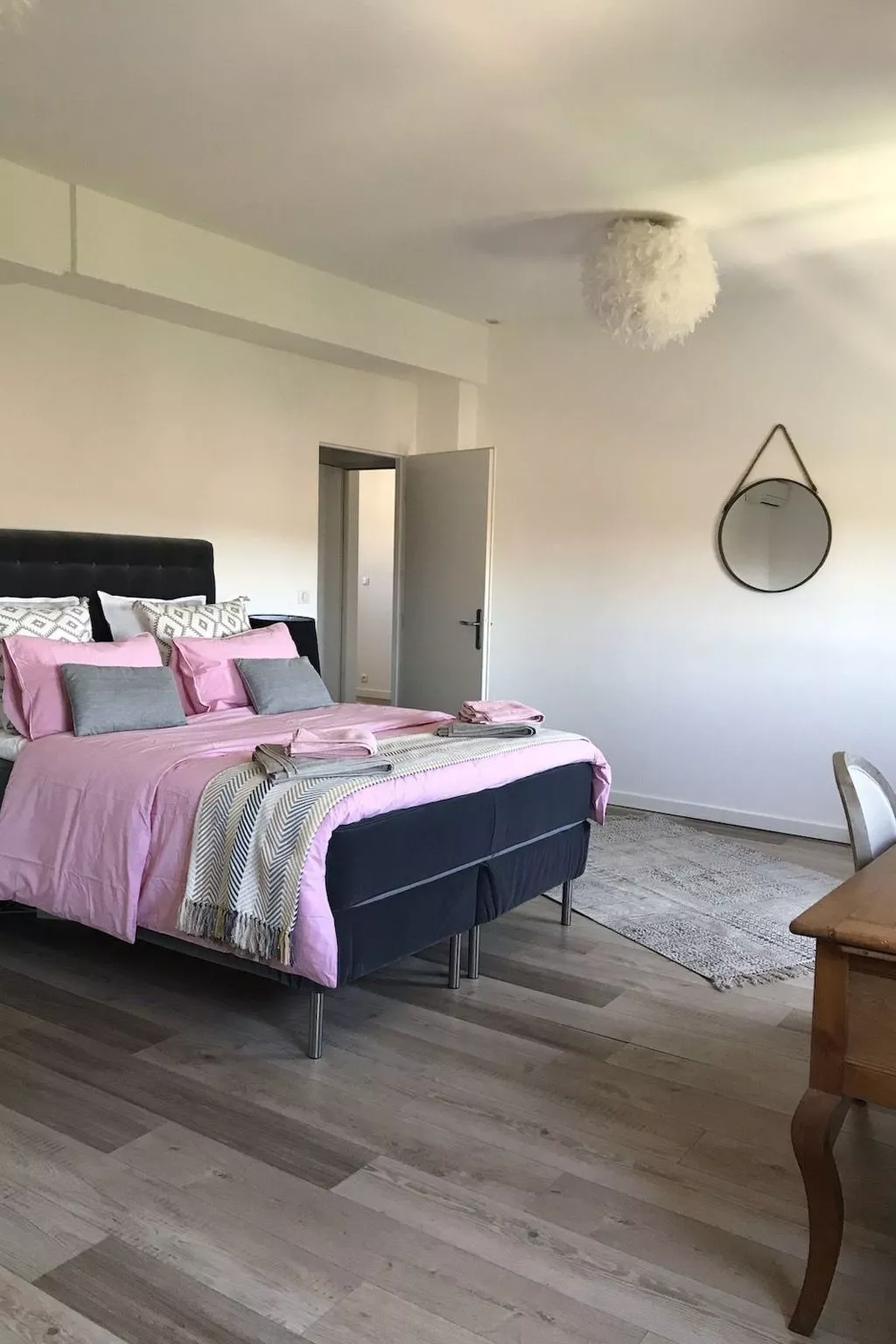 Villa mit Garten, Grill und Terrasse - Binnen