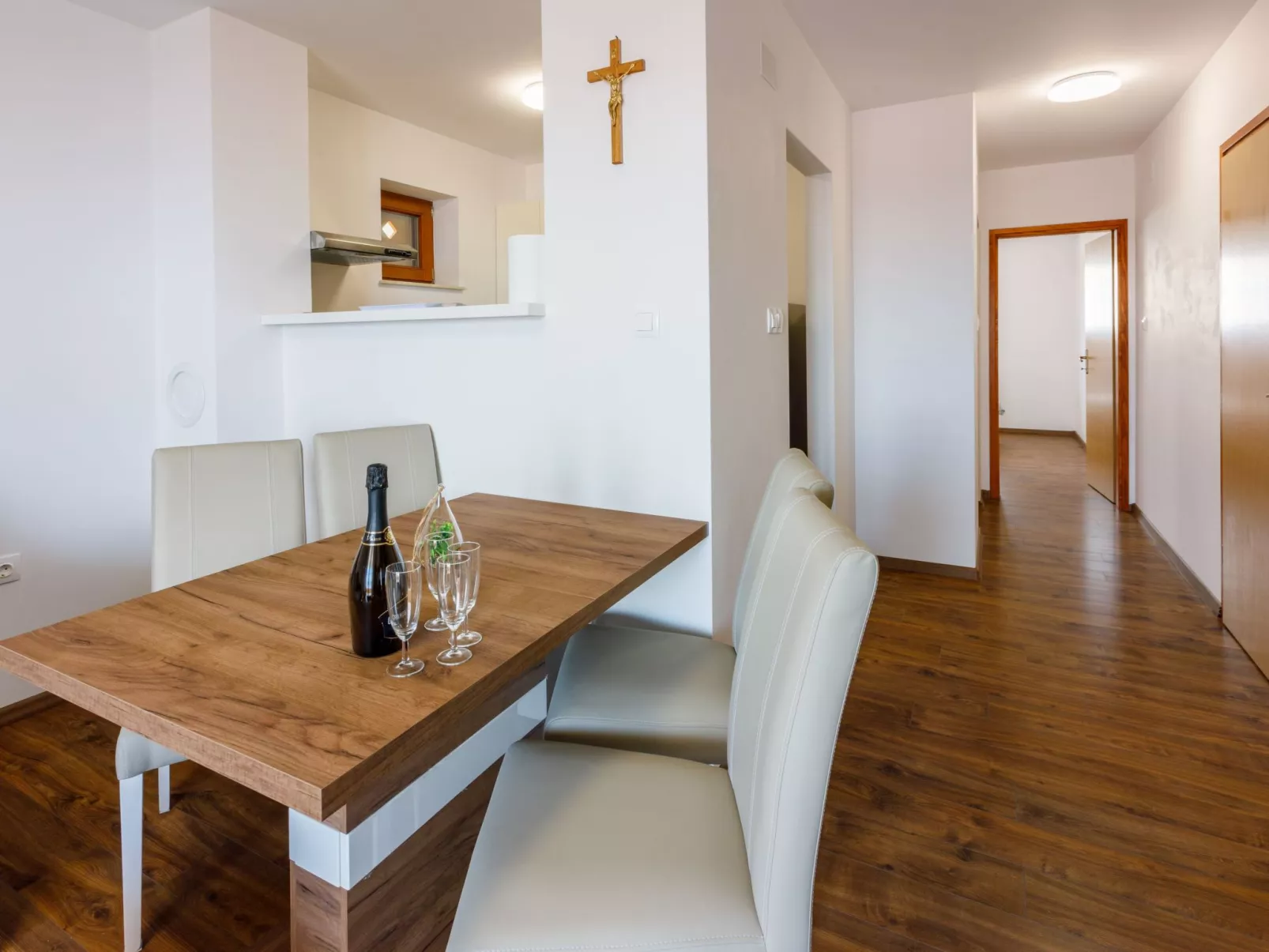 Wohnung in Novi Vinodolski mit Eigenem Balkon-Binnen