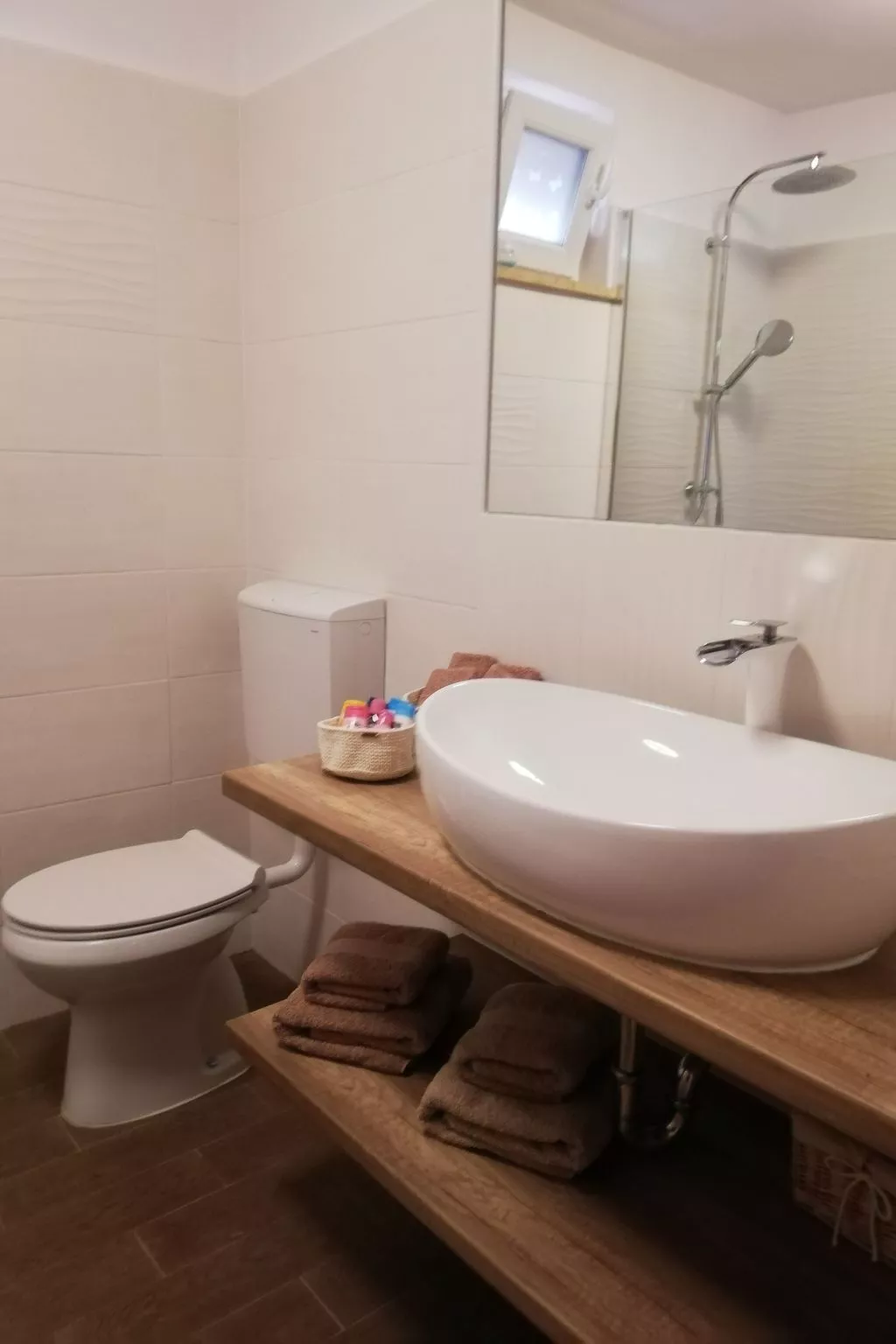 Haus Mirelia für zwei Personen mit Garten-Binnen