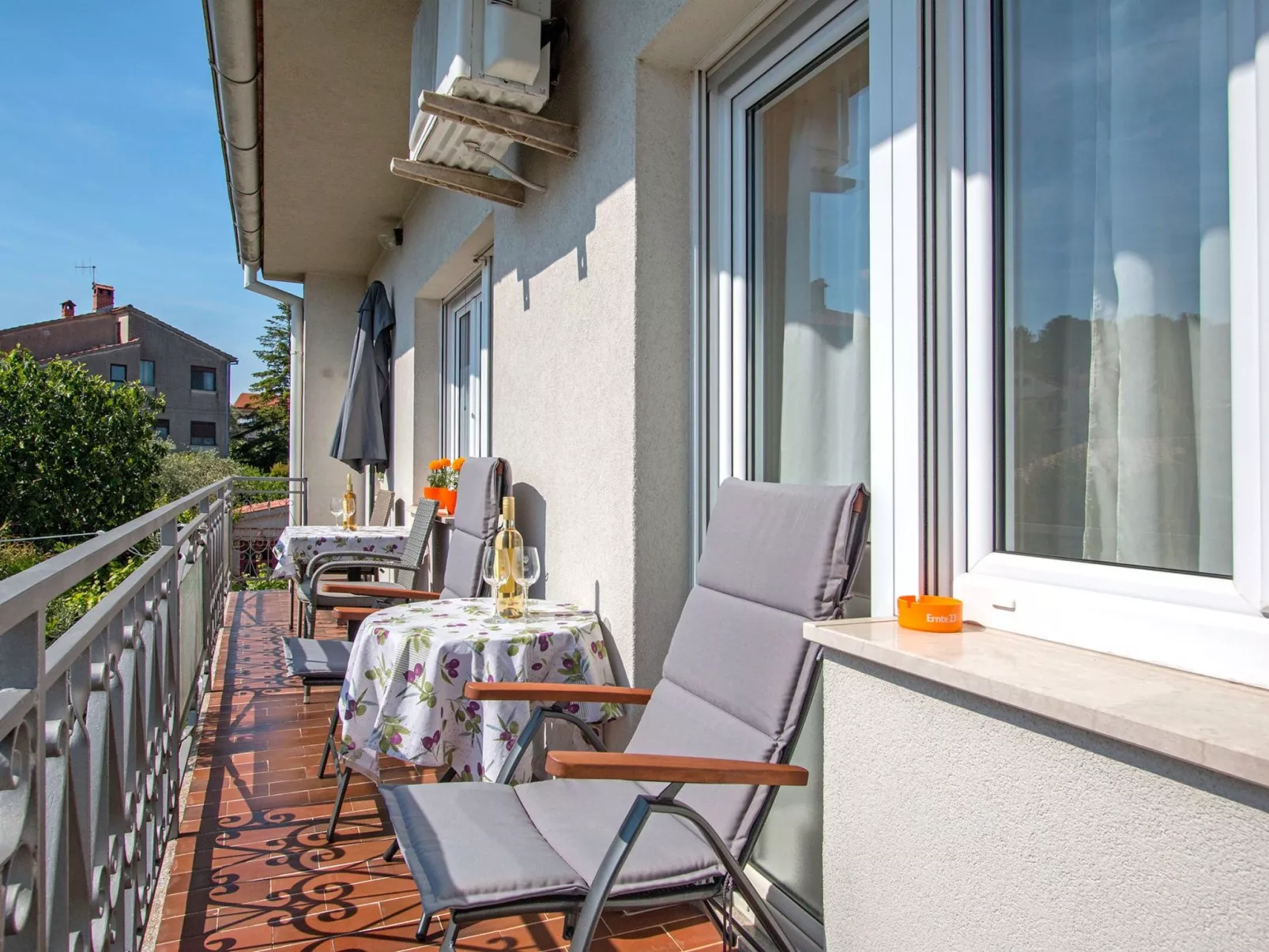 Apartman Oliva ****-Image-tags.info